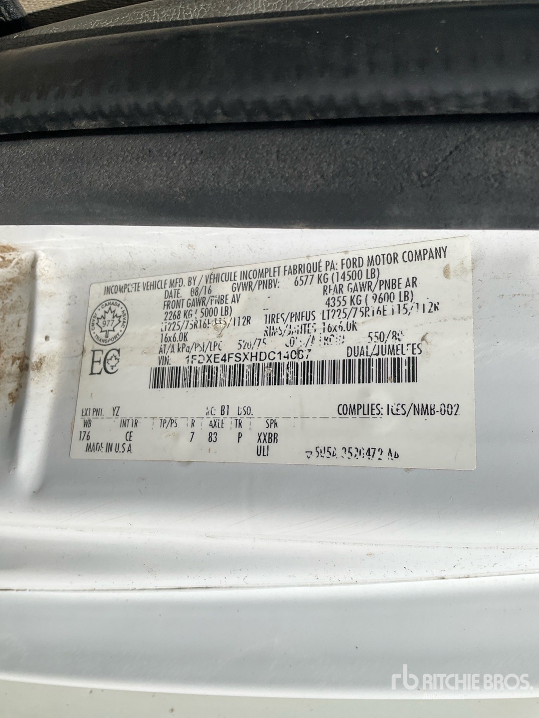 2017 Ford E450