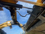Hydraulics with Bucket Tilt Cylinders