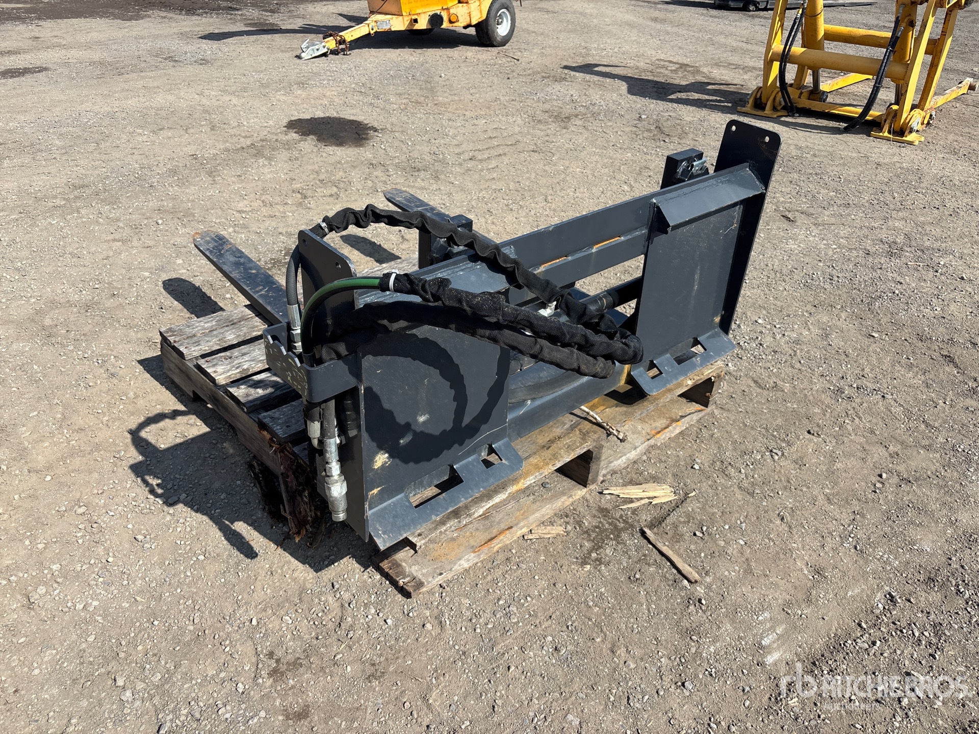 2023 Wolverine 42 in Forklift