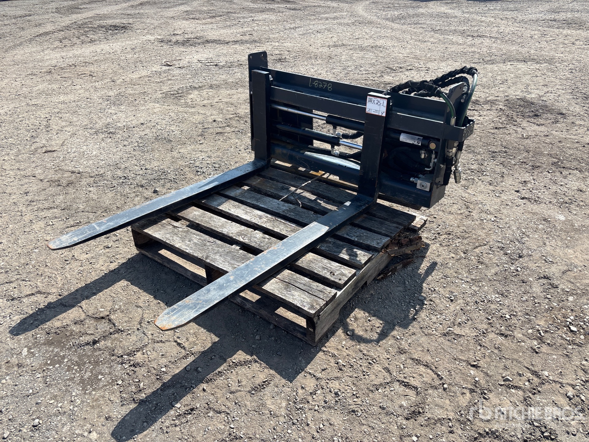 2023 Wolverine 42 in Forklift