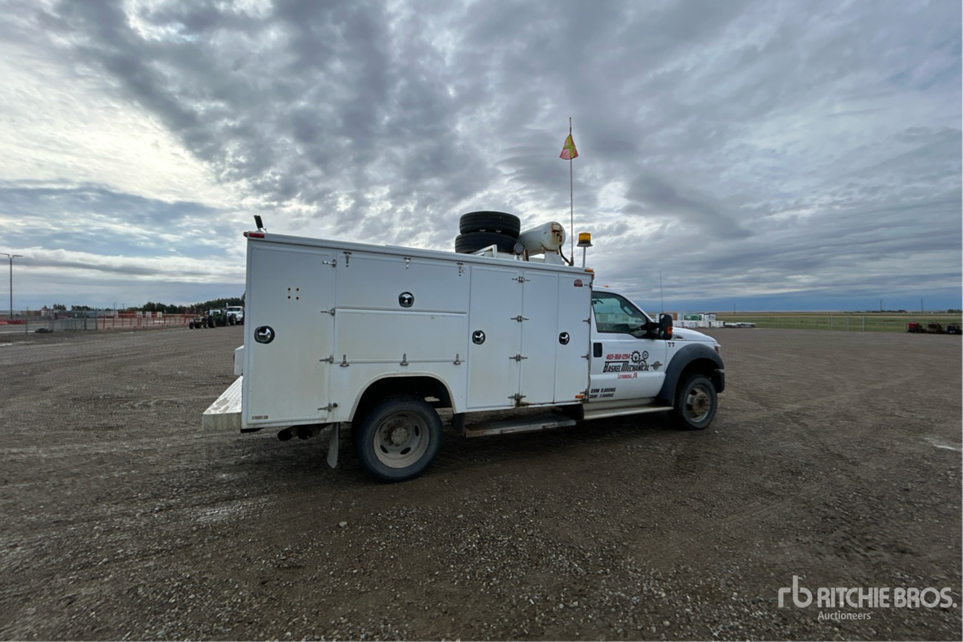 2011 Ford F-550