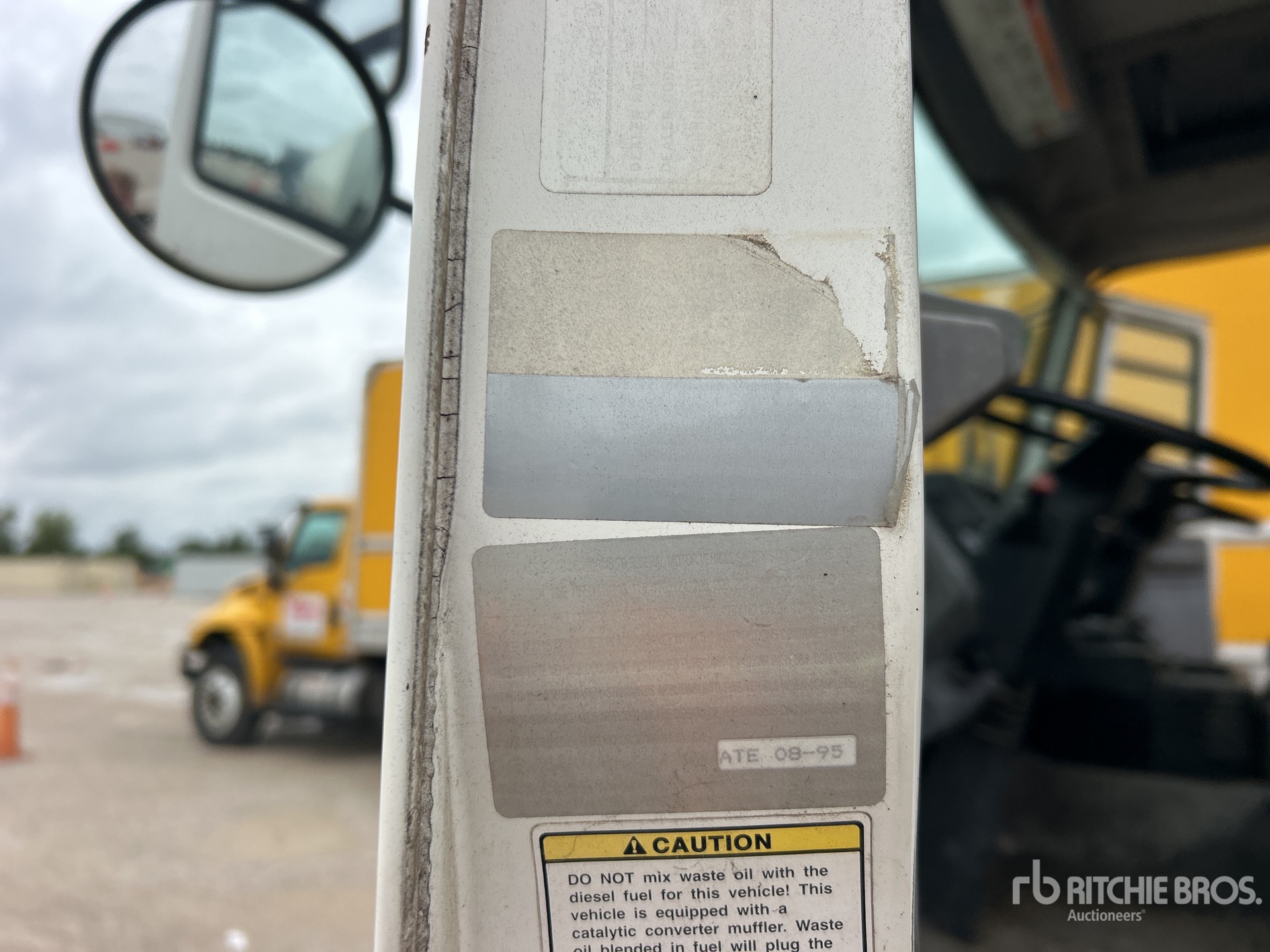 1996 Ford CF7000