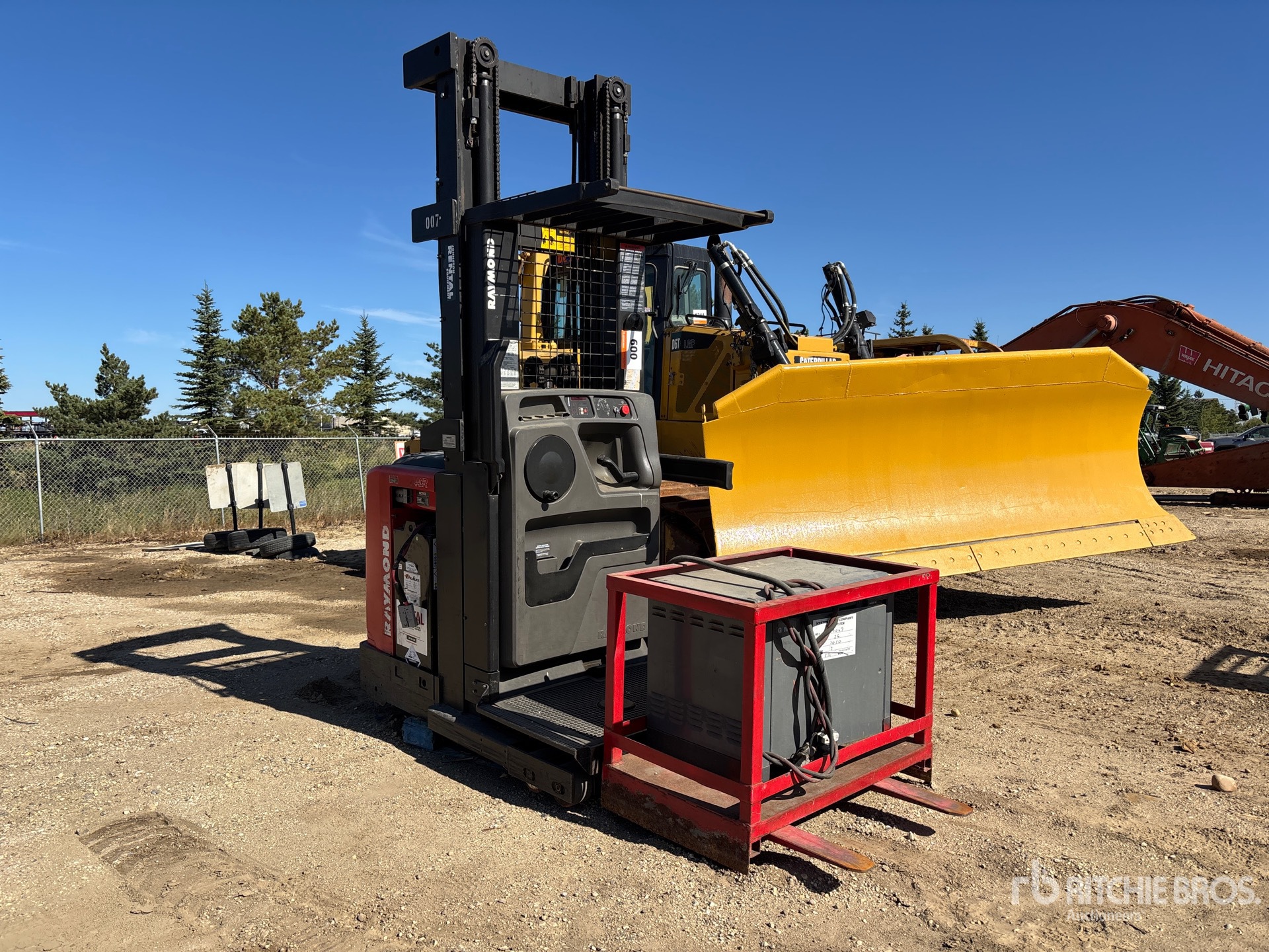 2013 Raymond 560-OPC30TT