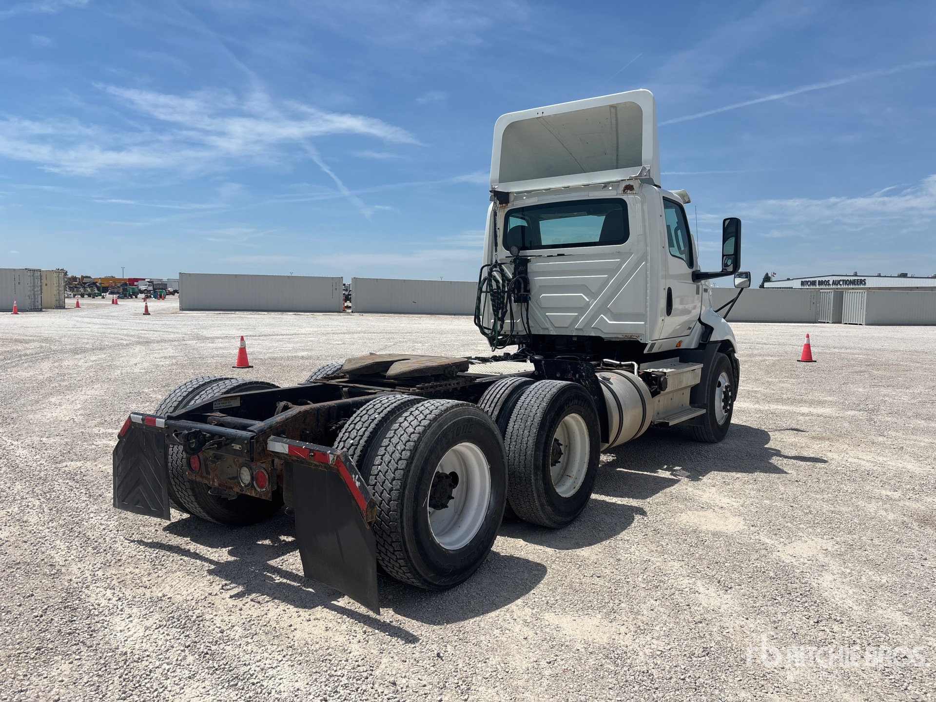 2020 International RH613
