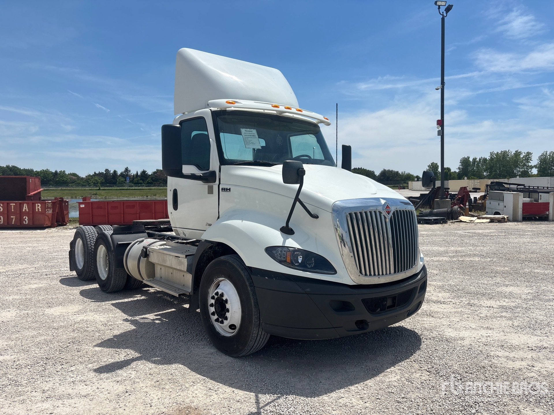 2020 International RH613