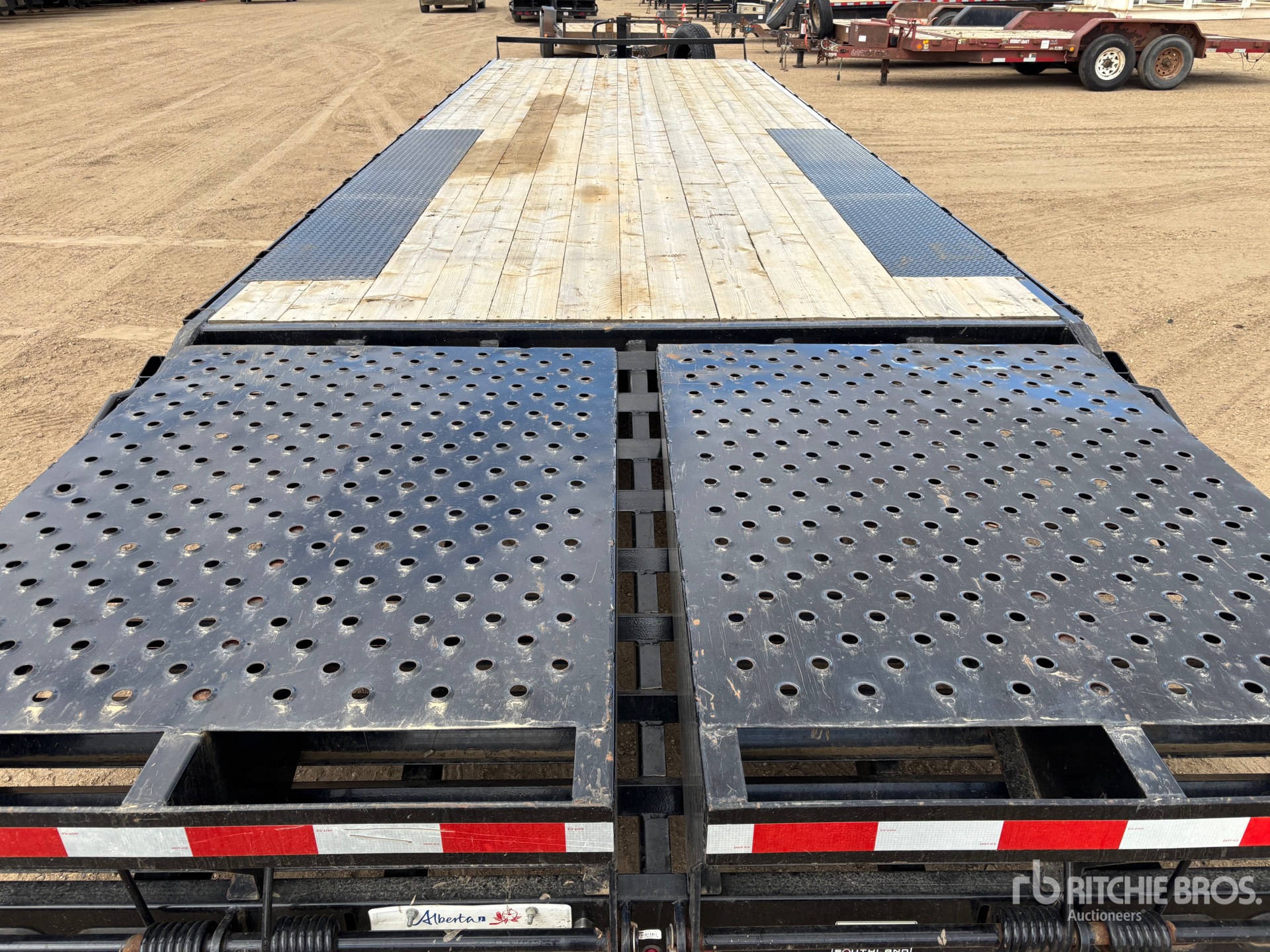 2025 Southland 25 ft Tri/A