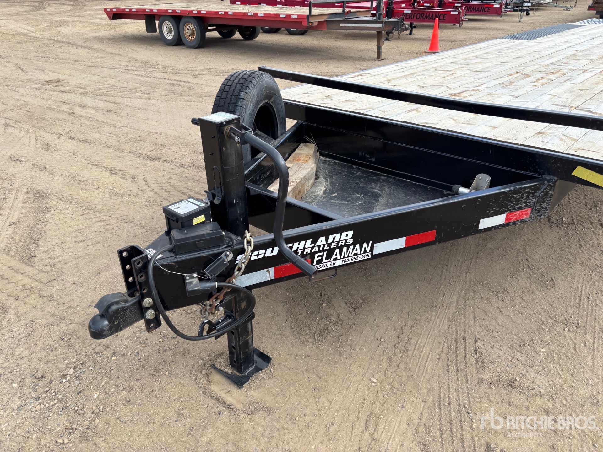 2025 Southland 25 ft Tri/A