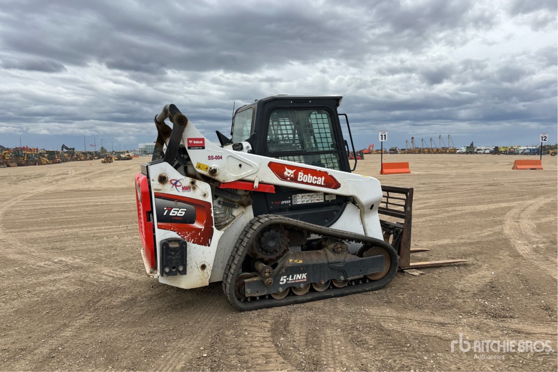 2024 Bobcat T66