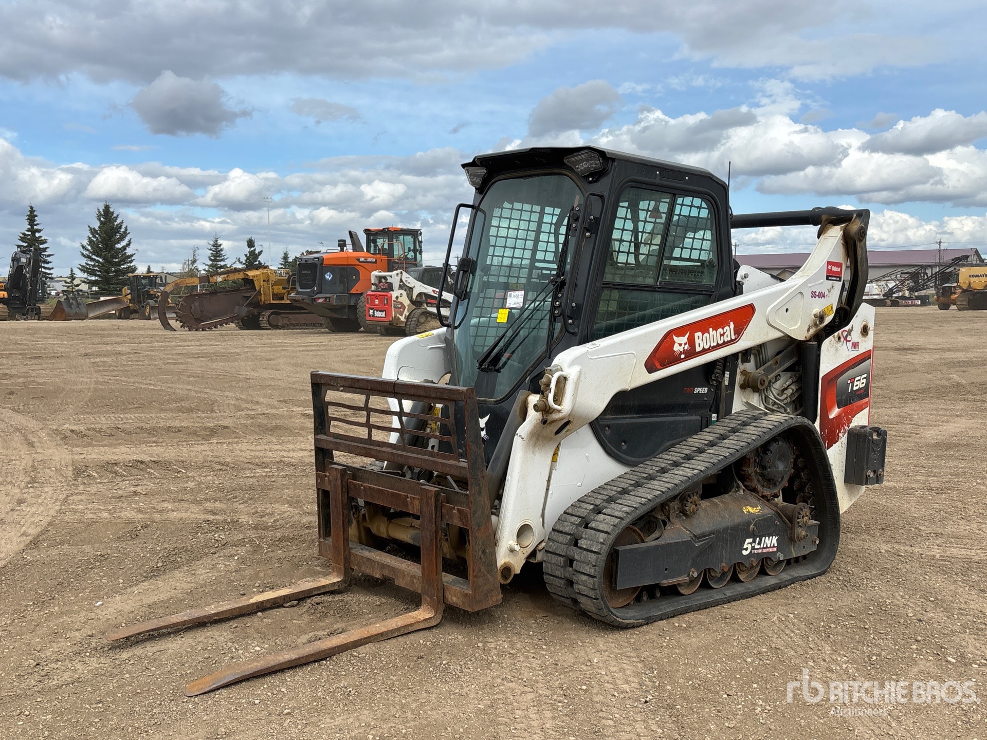 Photo of 2024 Bobcat T66