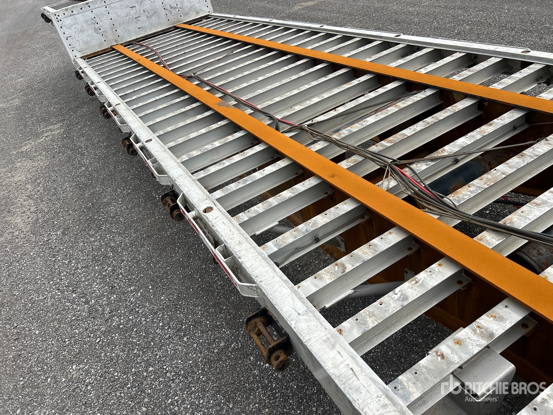 2012 Load King 53 ft Tri/A
