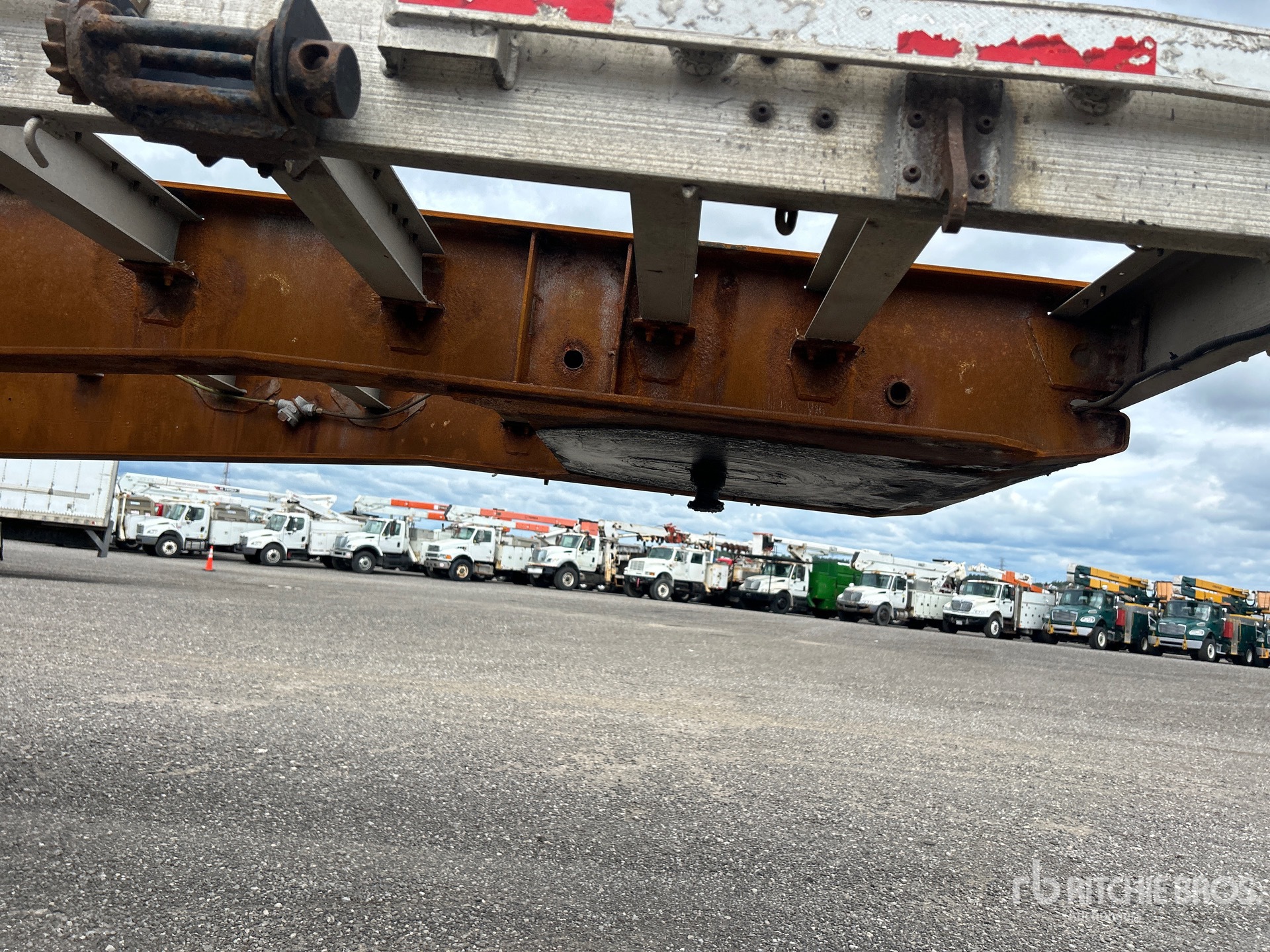 2012 Load King 53 ft Tri/A