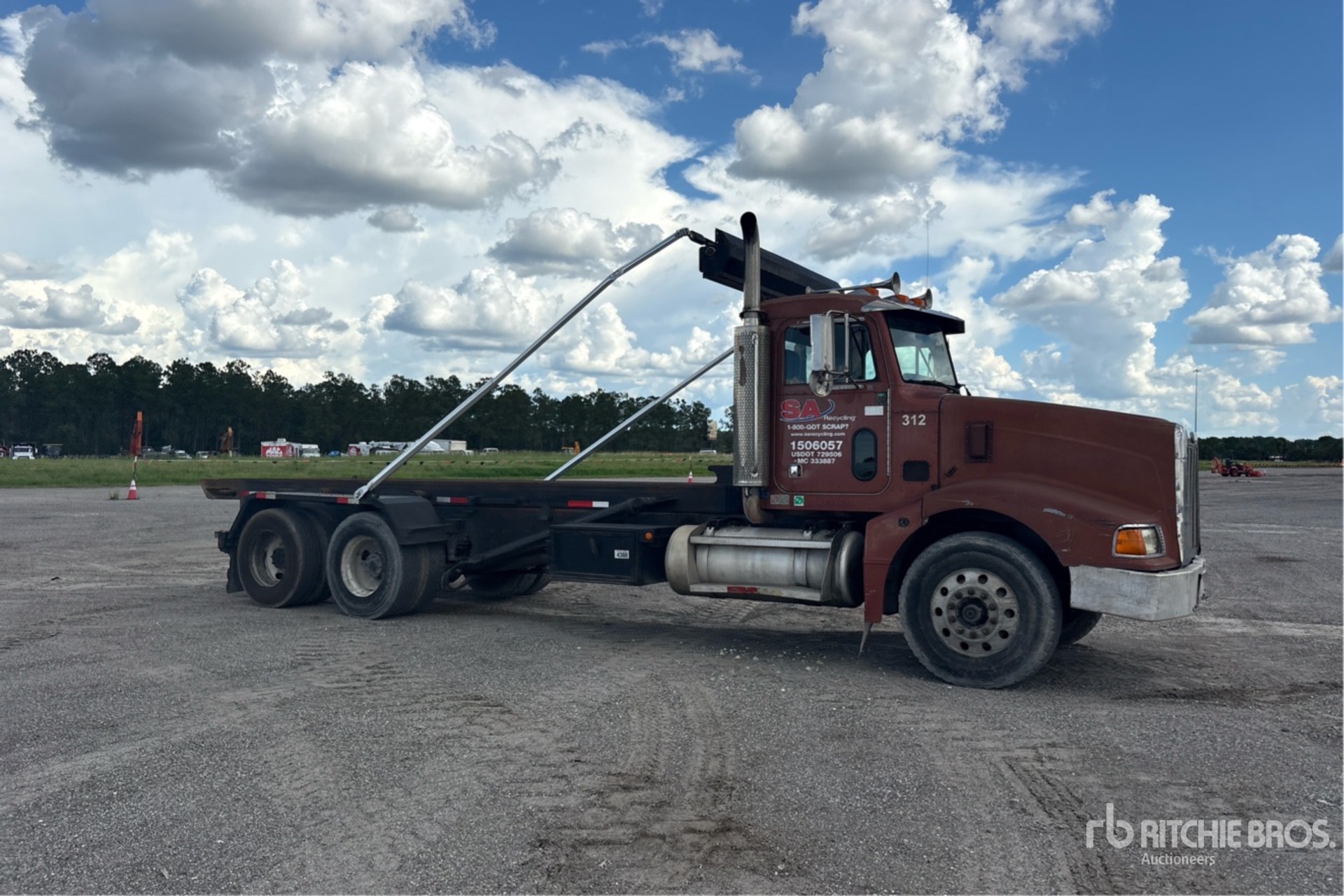 2000 Peterbilt 567