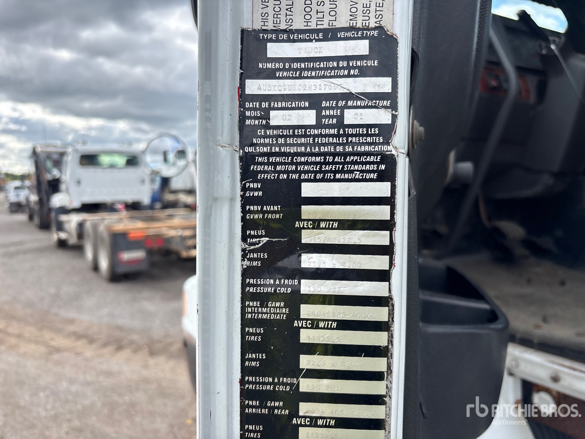 2002 Volvo VHD