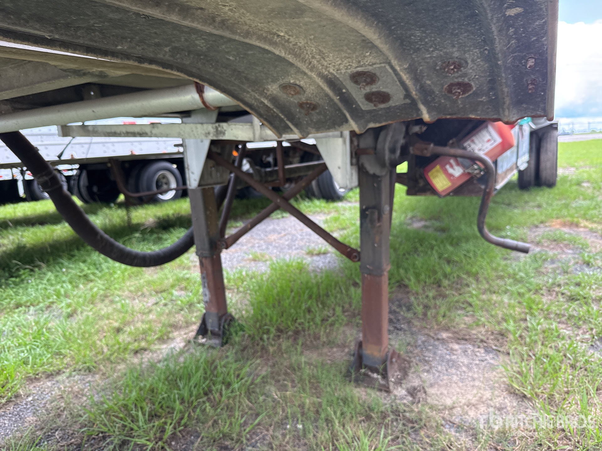 1981 Heil 8200 gal T/A