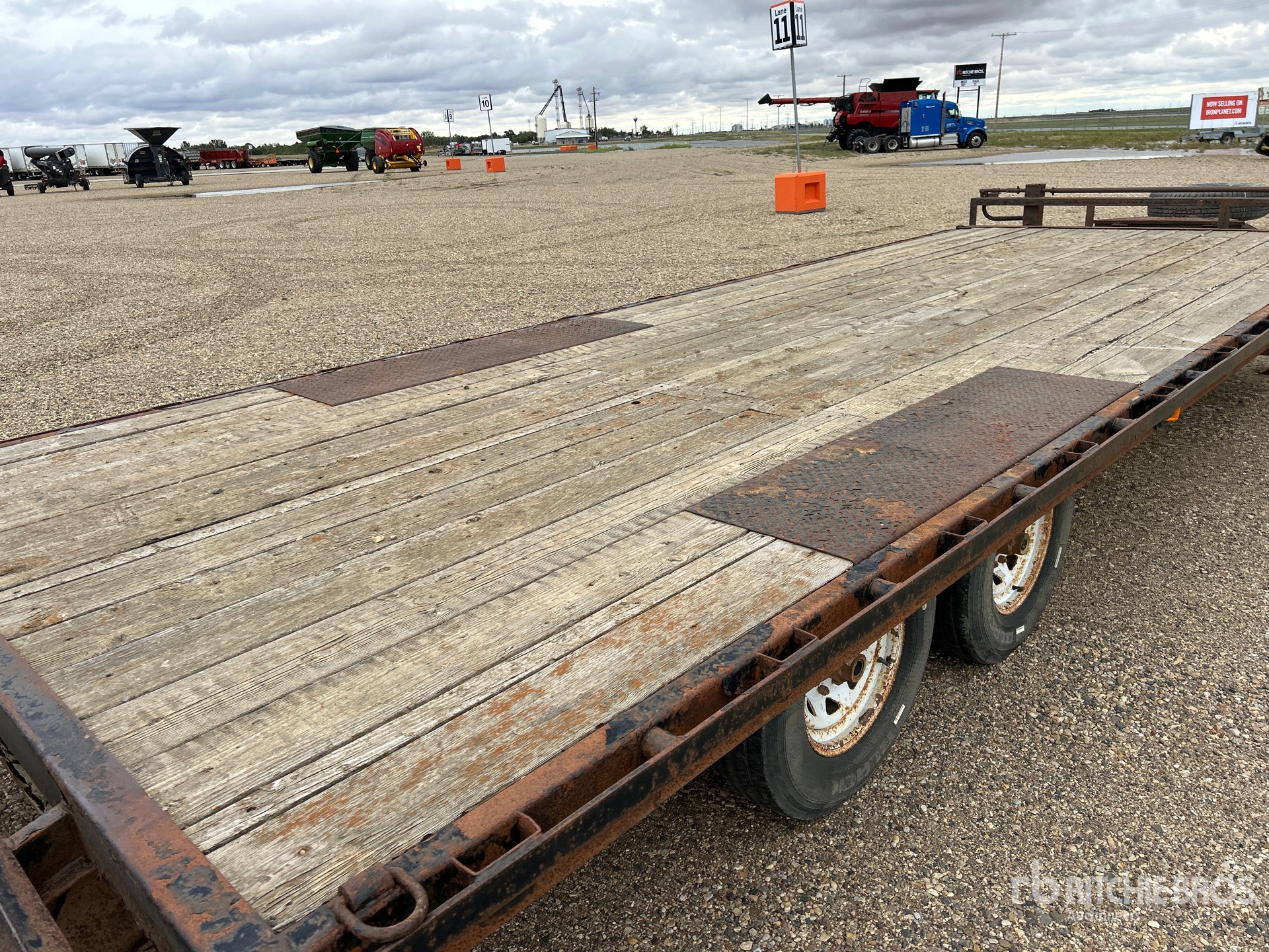 2012 Pj Trailers 25 ft
