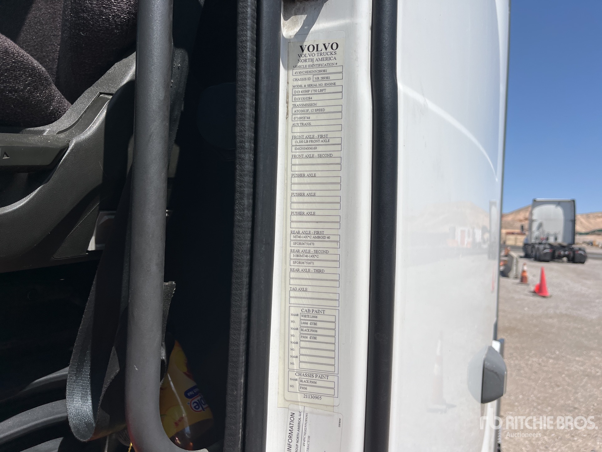 2022 Volvo VNL760