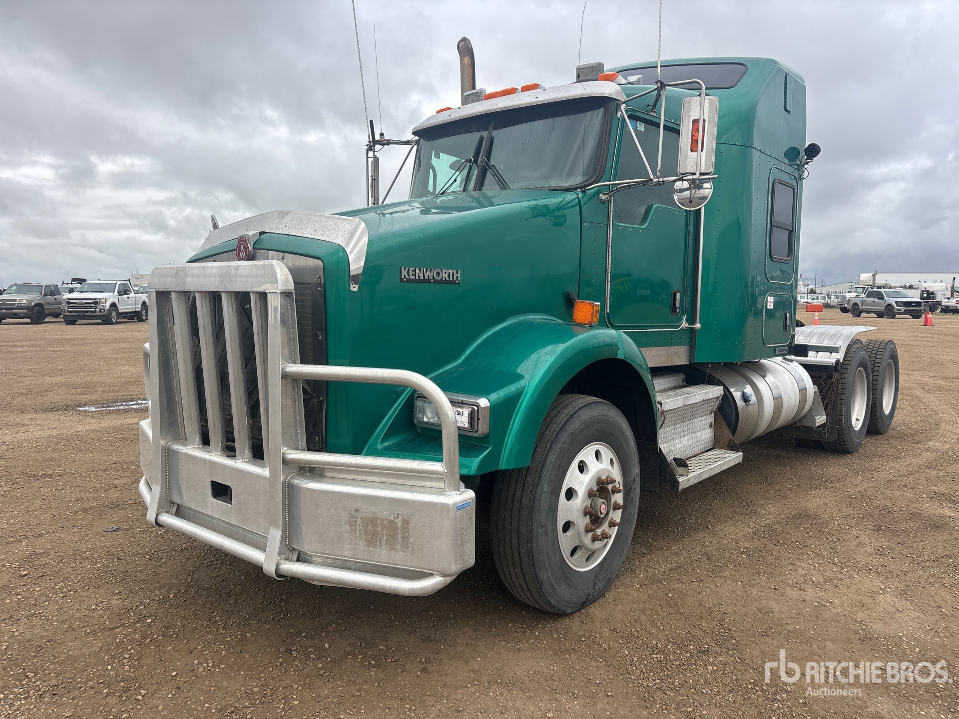 Photo of 2013 Kenworth T800