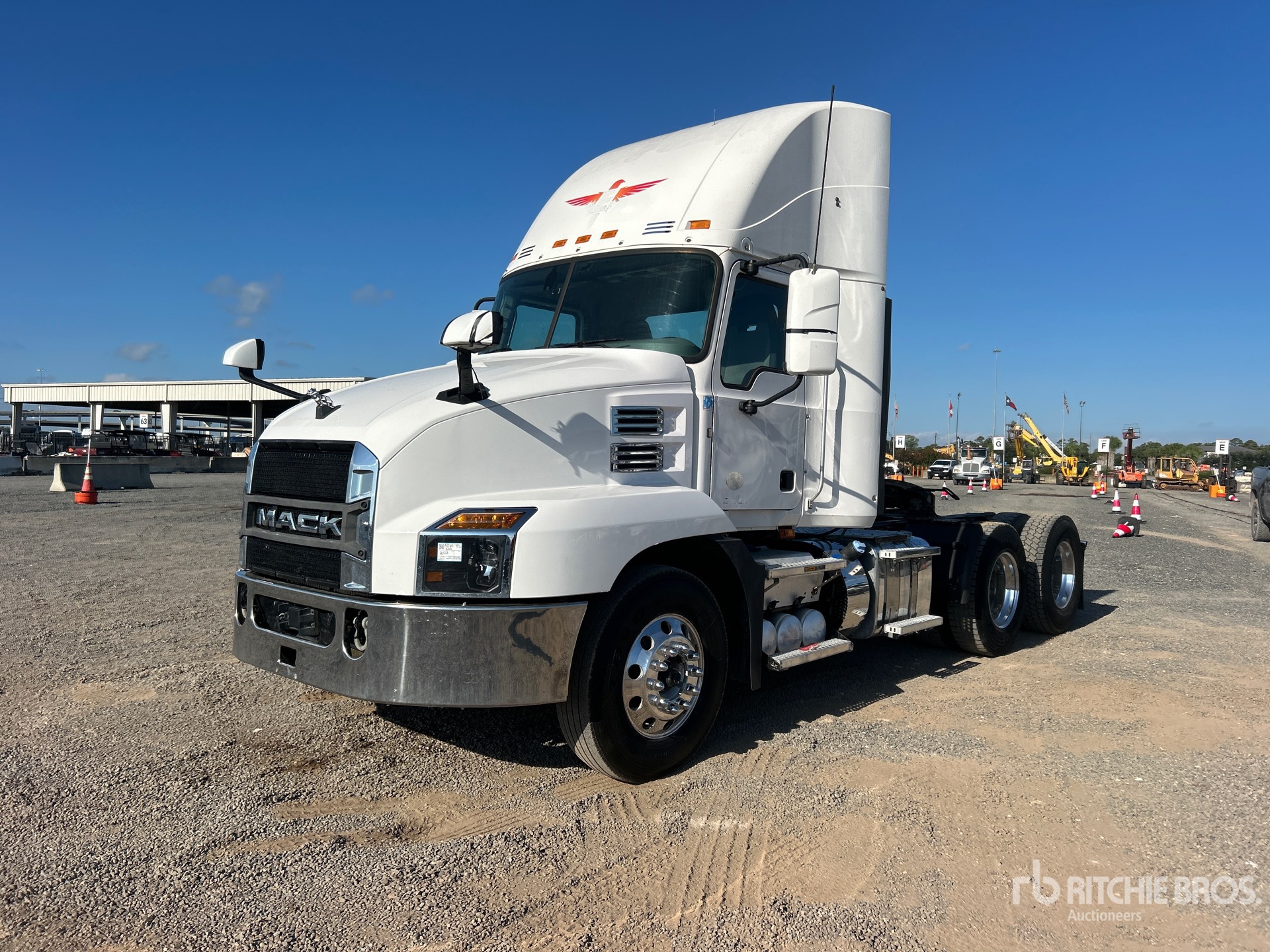 2020 Mack ANTHEM AN64T