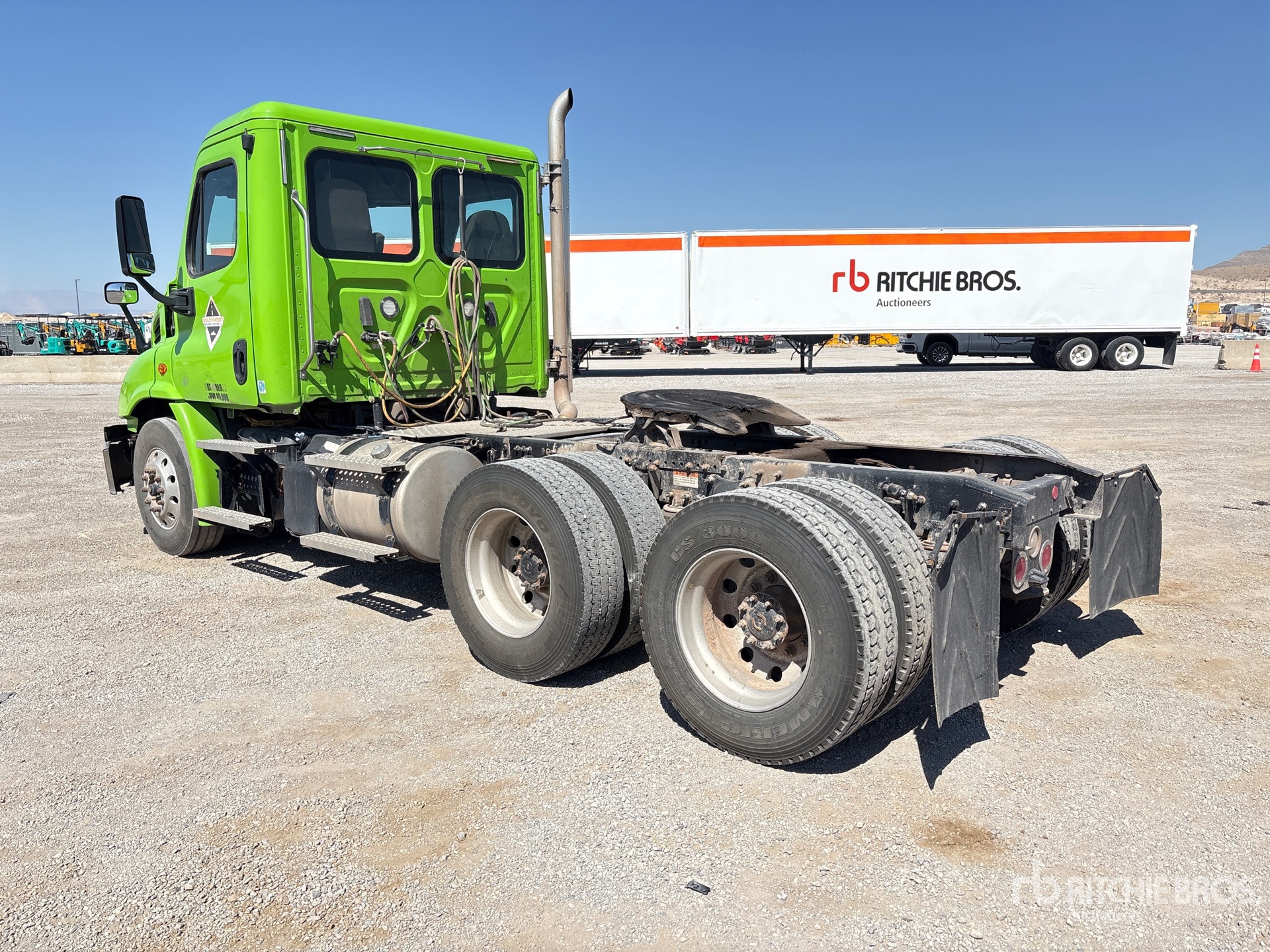 2020 Freightliner CASCADIA 113
