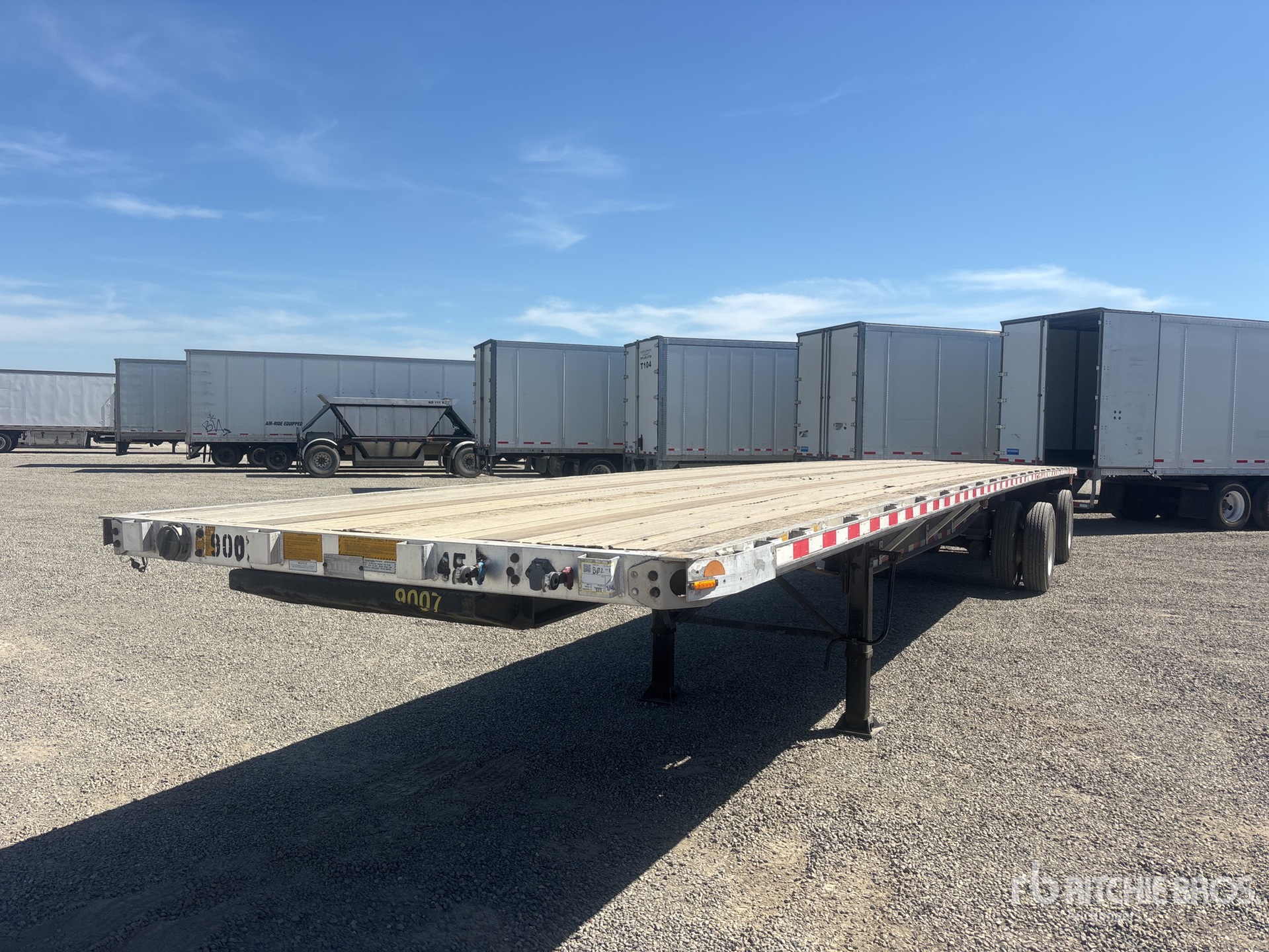 Photo of 2005 Utility 45 ft T/A Spread Axle