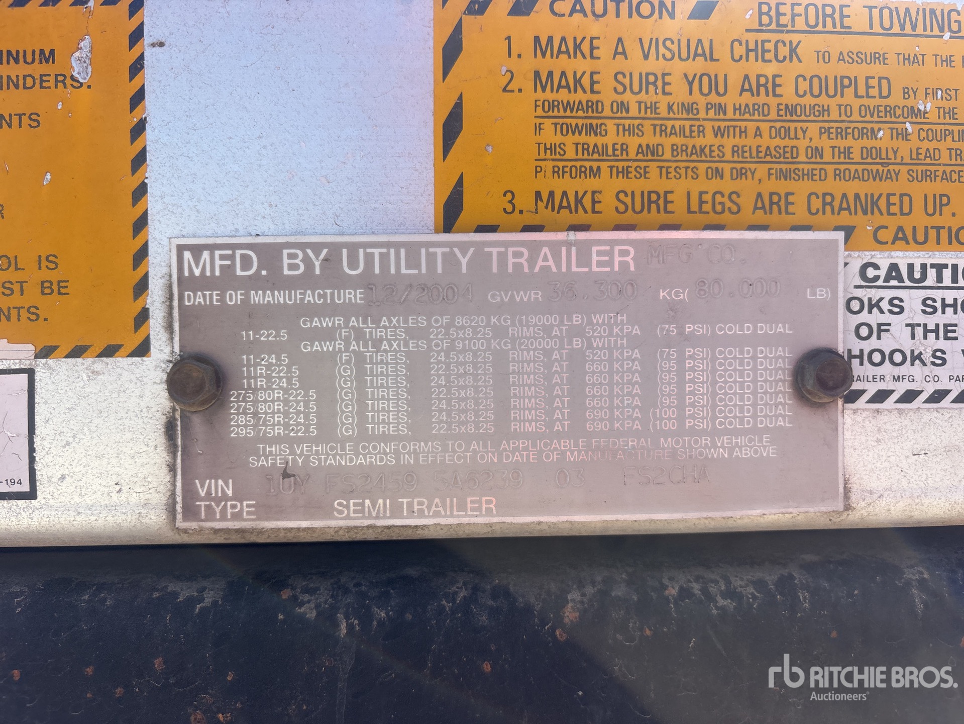 2005 Utility 45 ft T/A Spread Axle