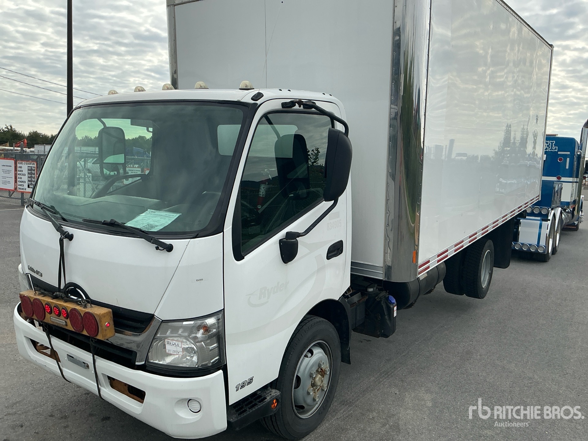 Photo of 2019 Hino 195