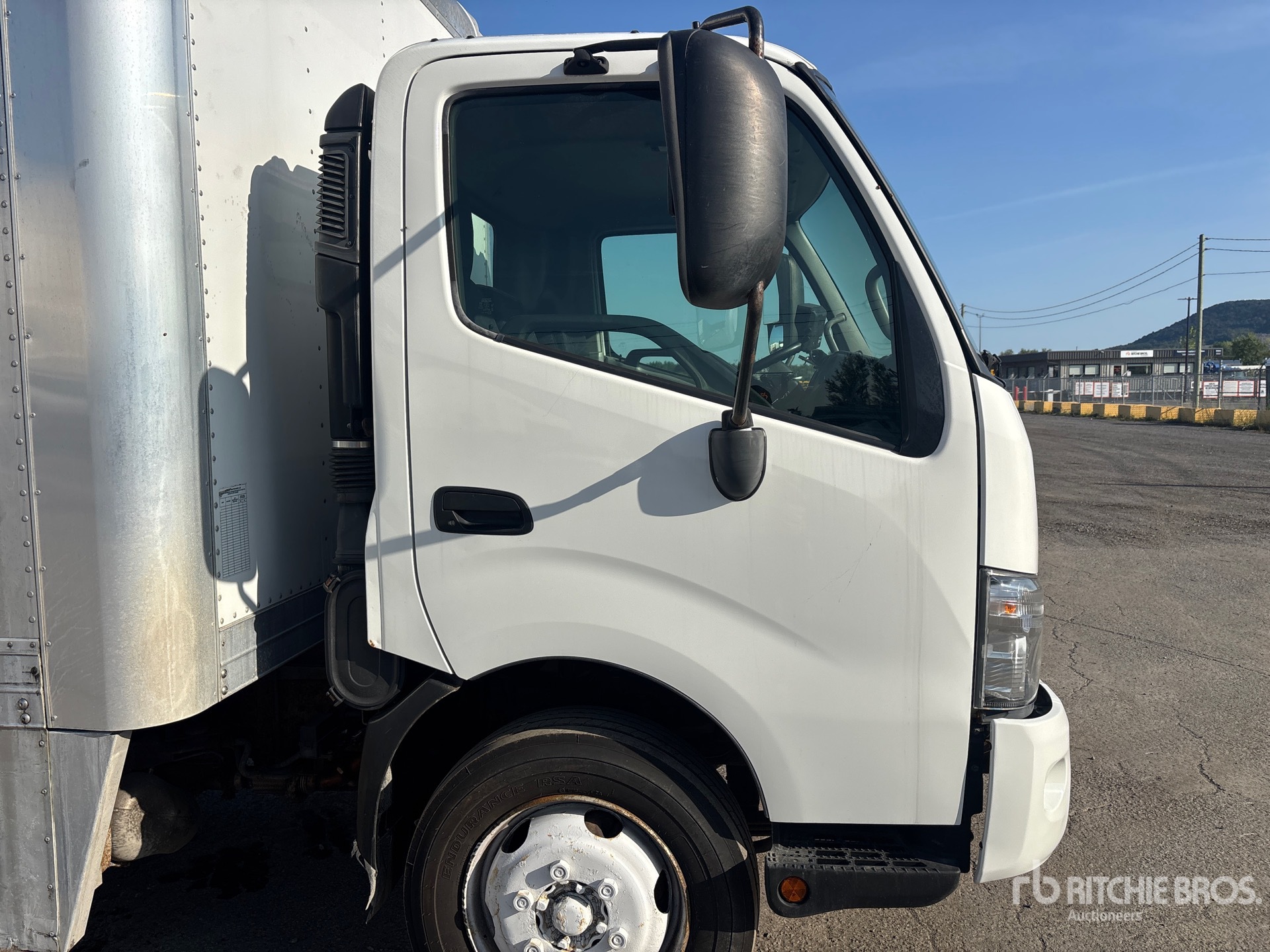 2018 Hino 195