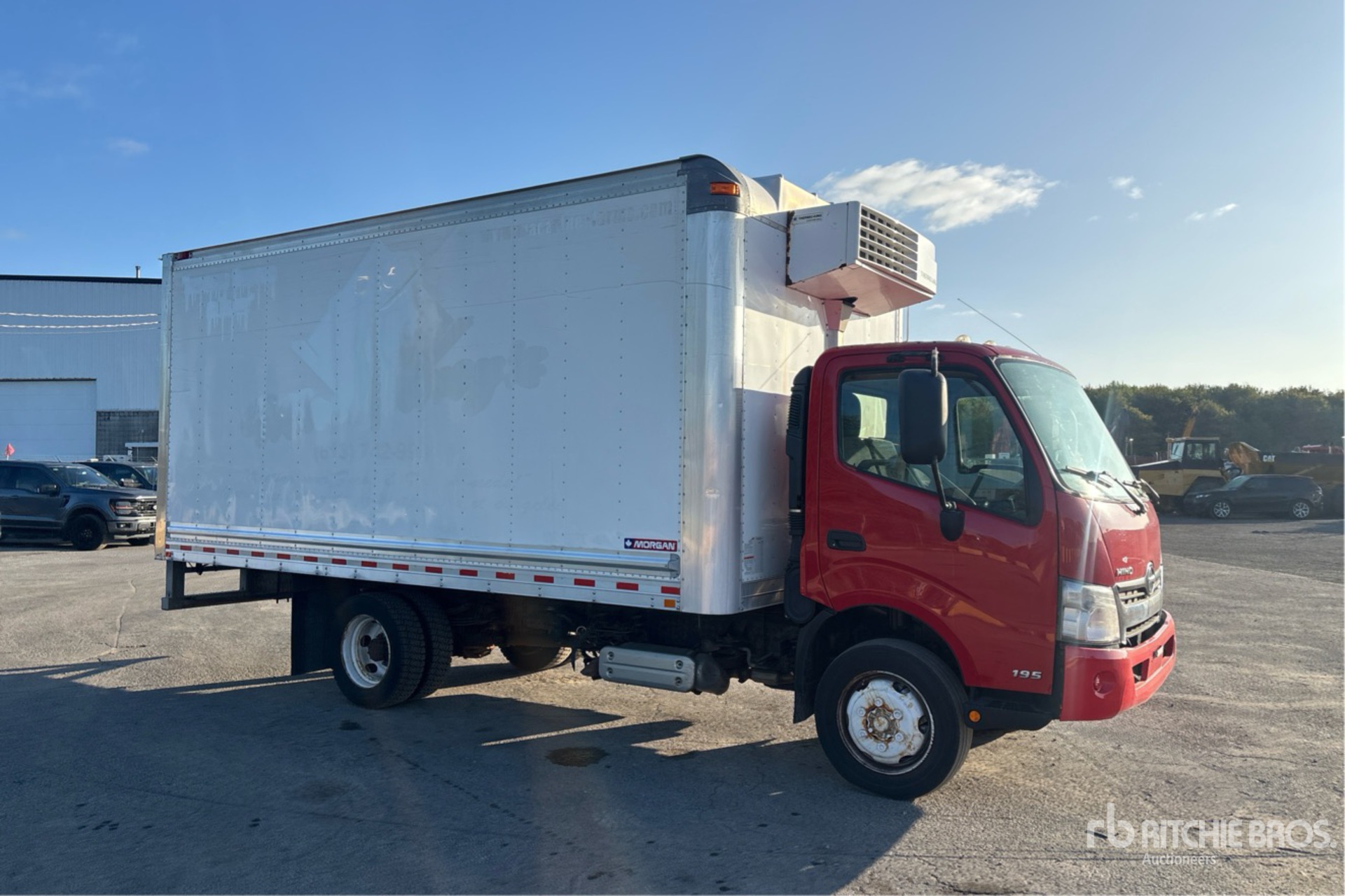2019 Hino 195