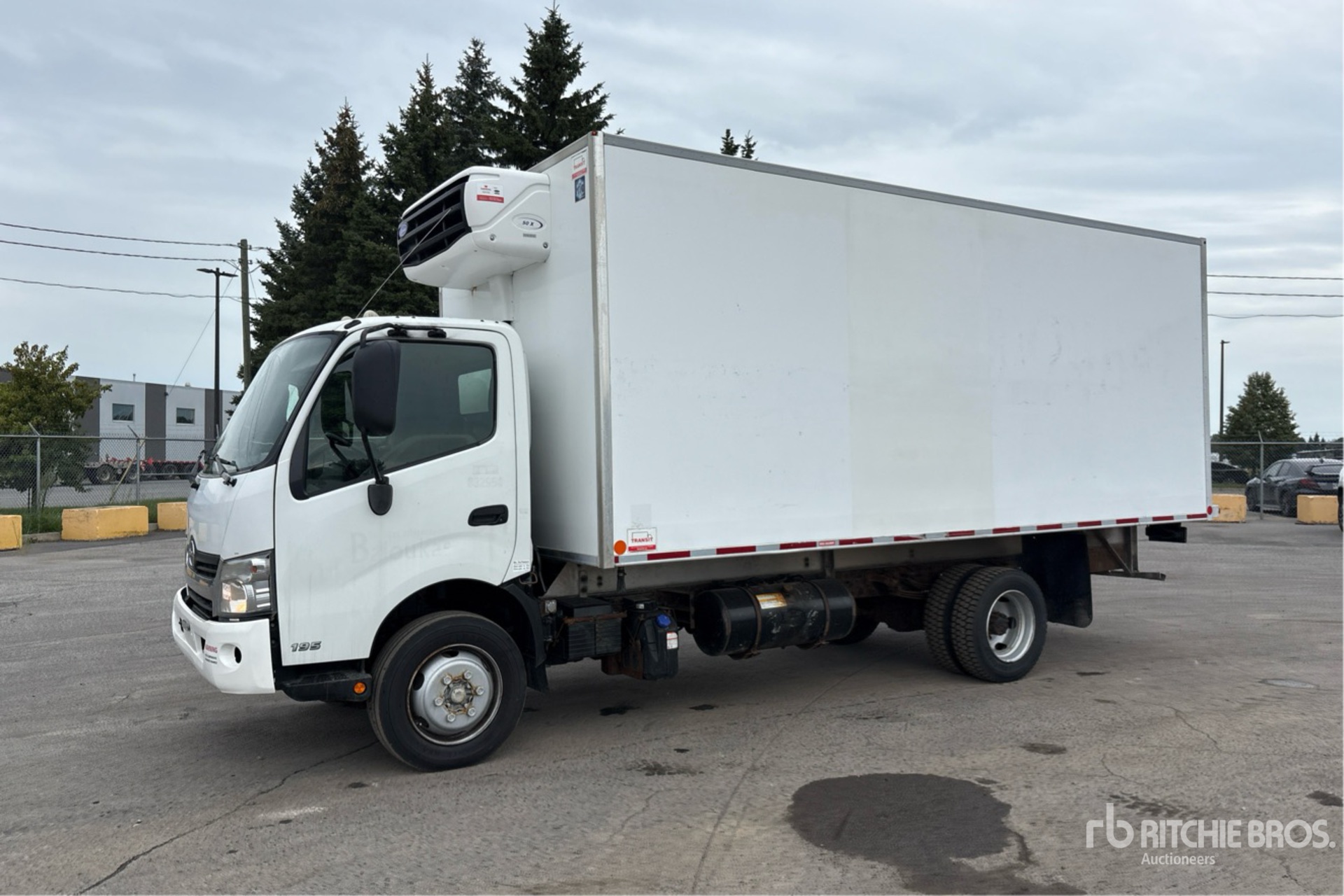 2019 Hino 195