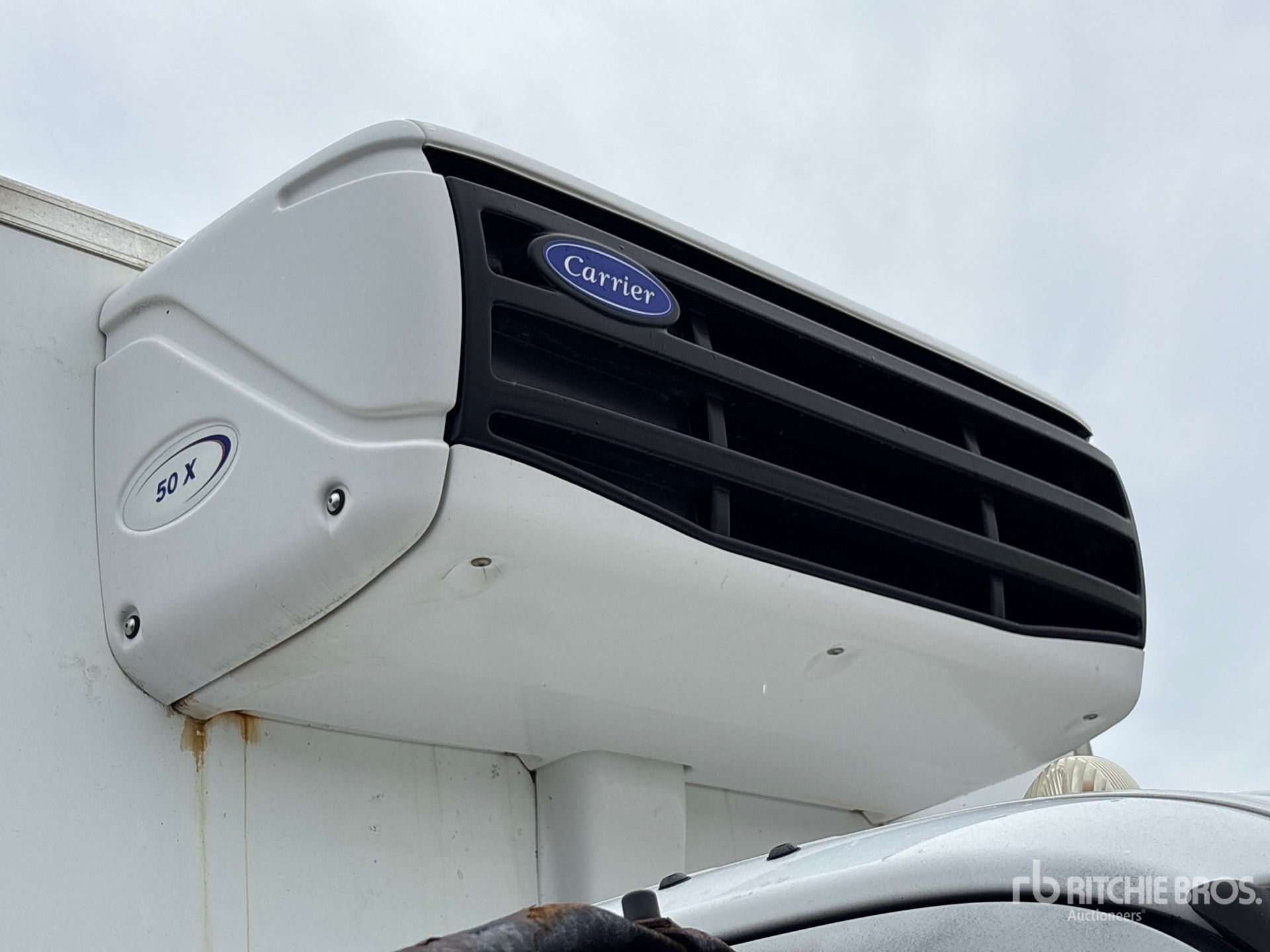 2019 Hino 195