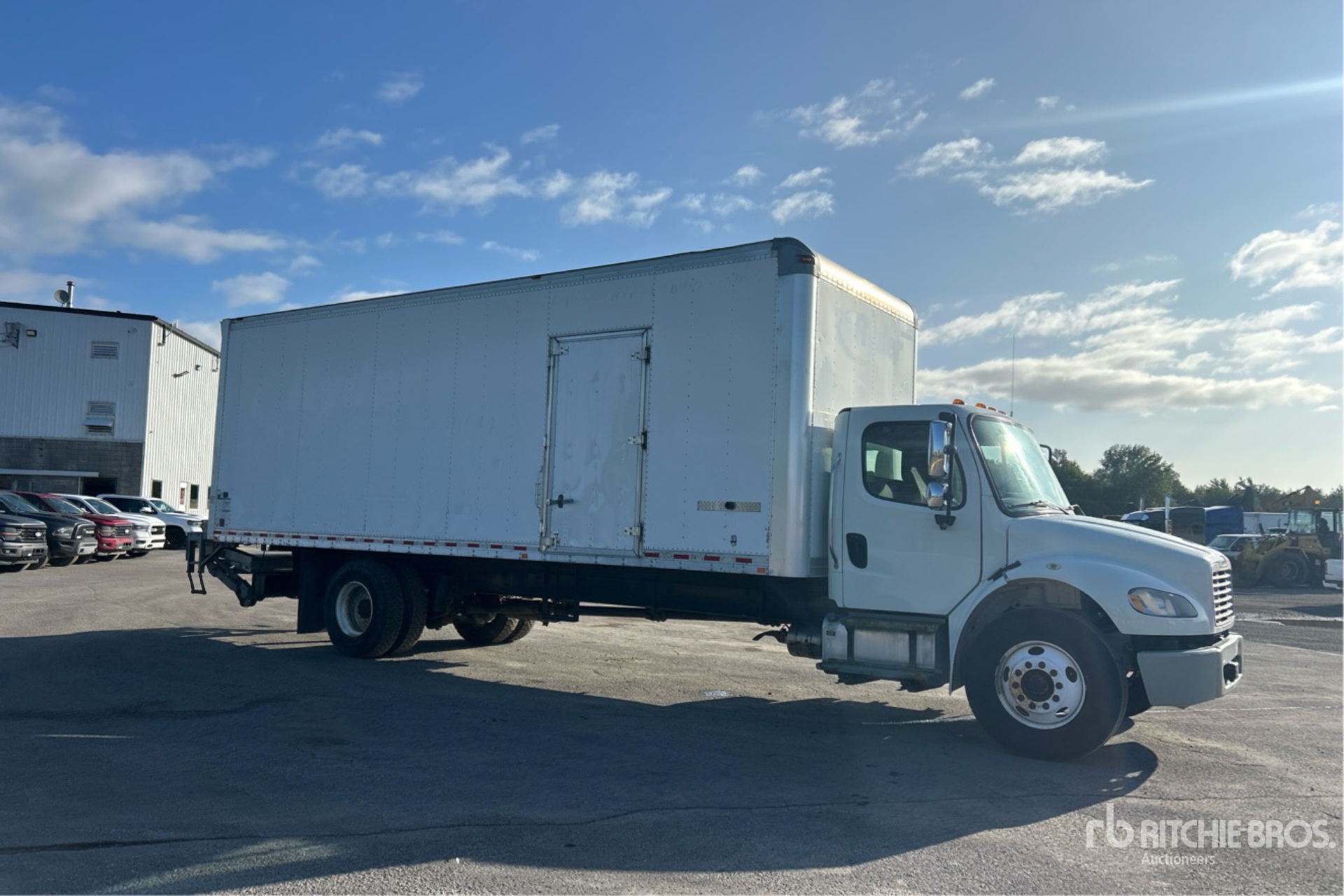 2019 Freightliner M2 106