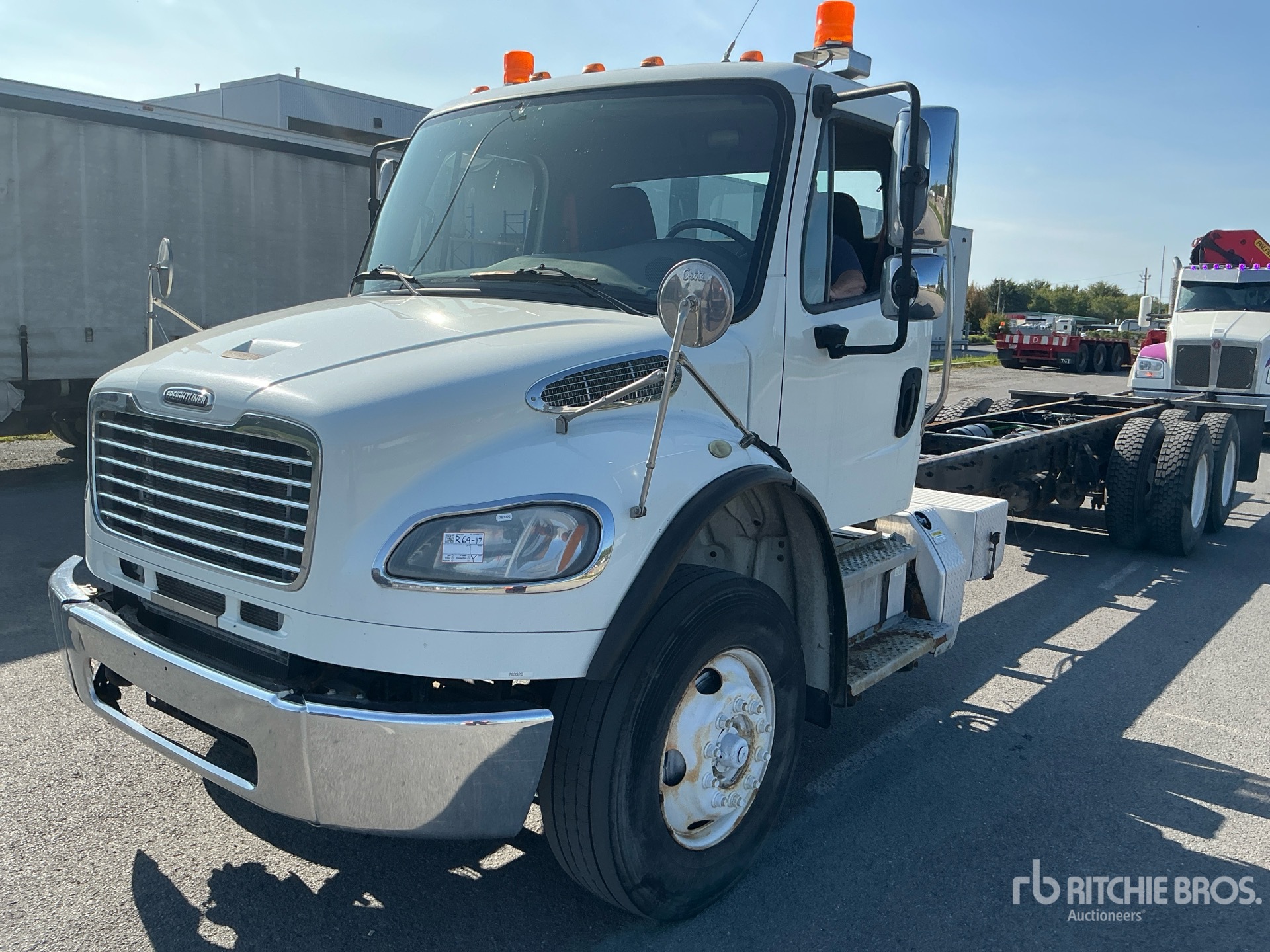 2019 Freightliner M2 106
