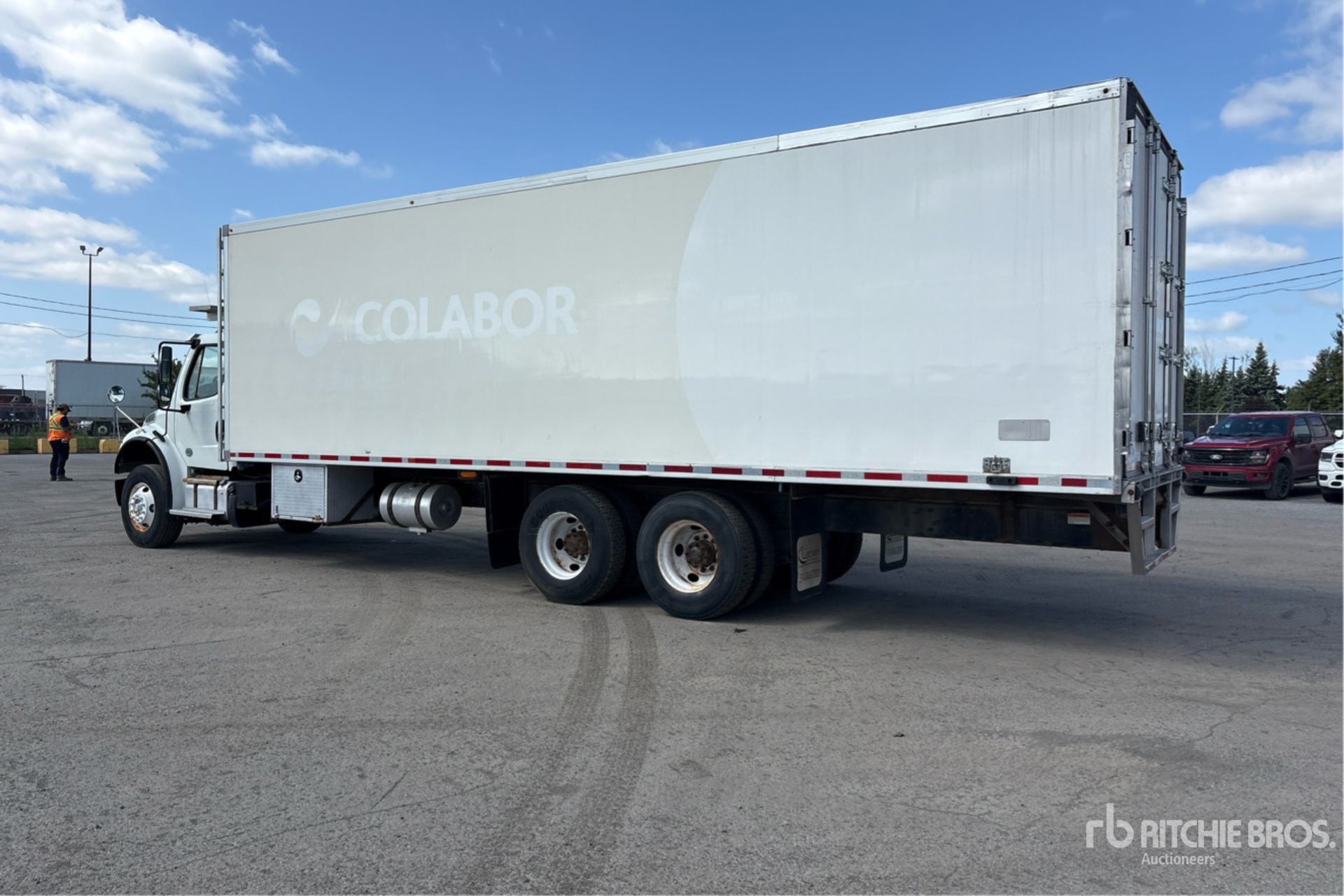 2018 Freightliner M2 106