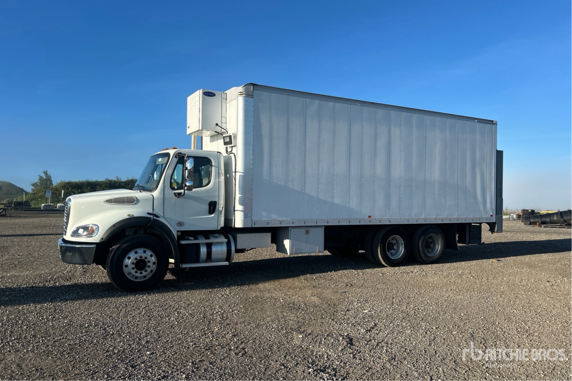 2019 Freightliner M2 106