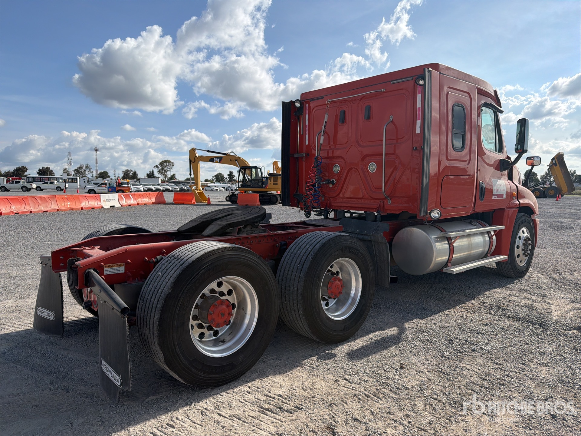 2018 Freightliner CASCADIA 125
