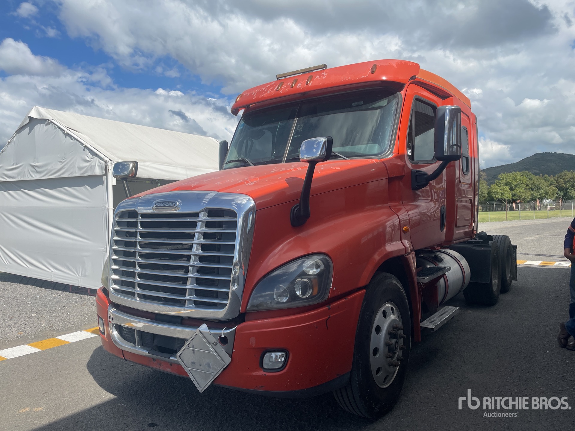 2018 Freightliner CASCADIA 125