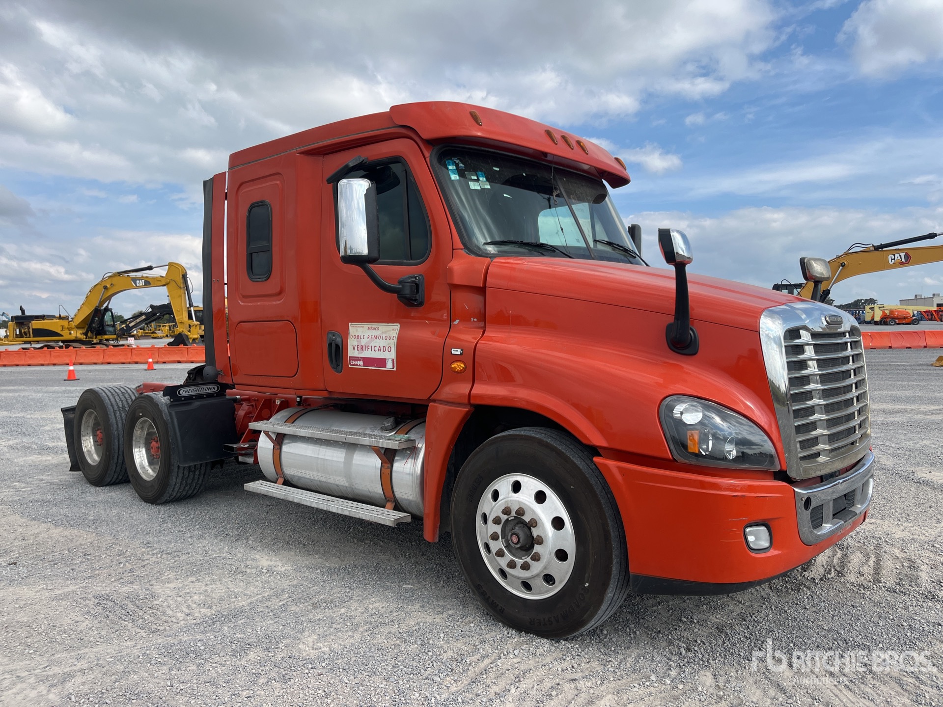 2018 Freightliner CASCADIA 125