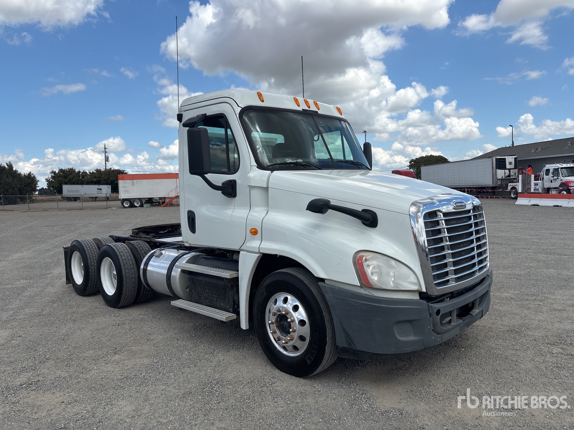 2014 Freightliner CASCADIA 125