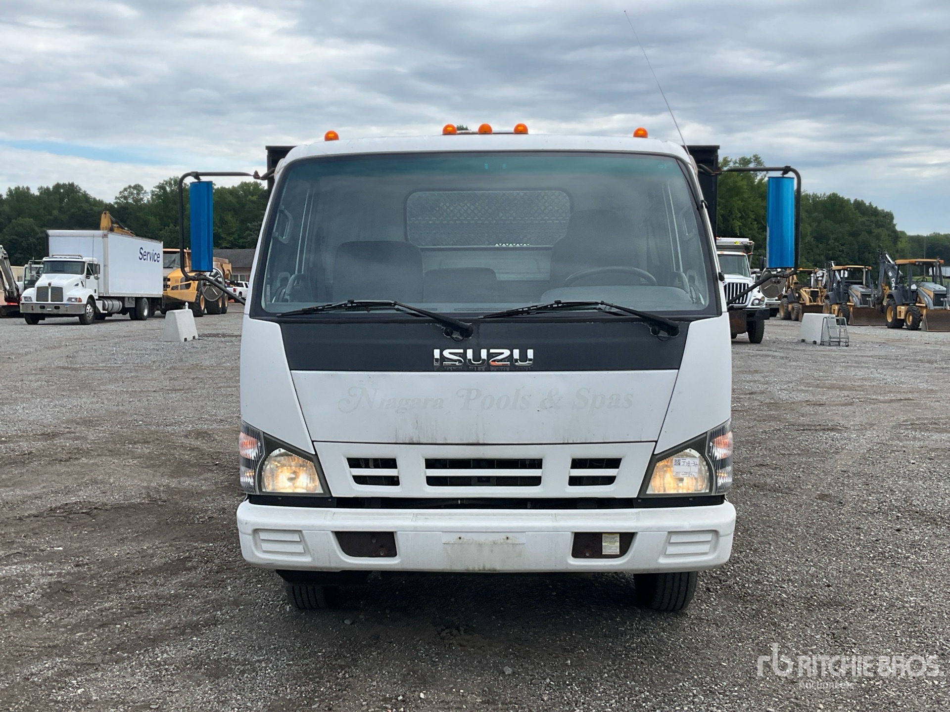 2007 Isuzu NPR HD