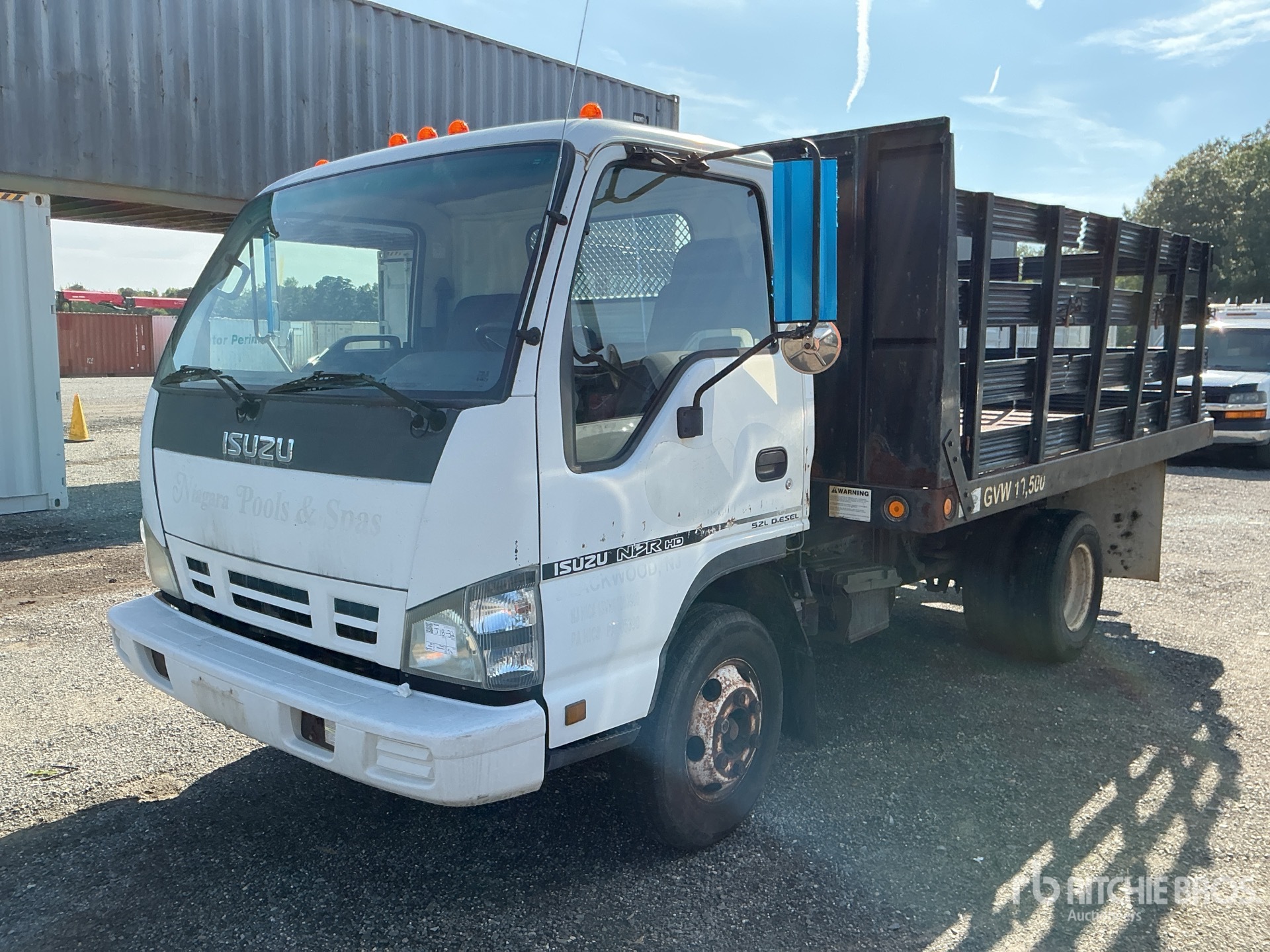 2007 Isuzu NPR HD