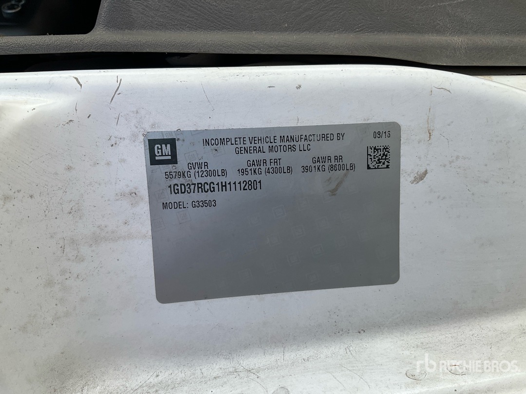2017 GMC SAVANA 3500