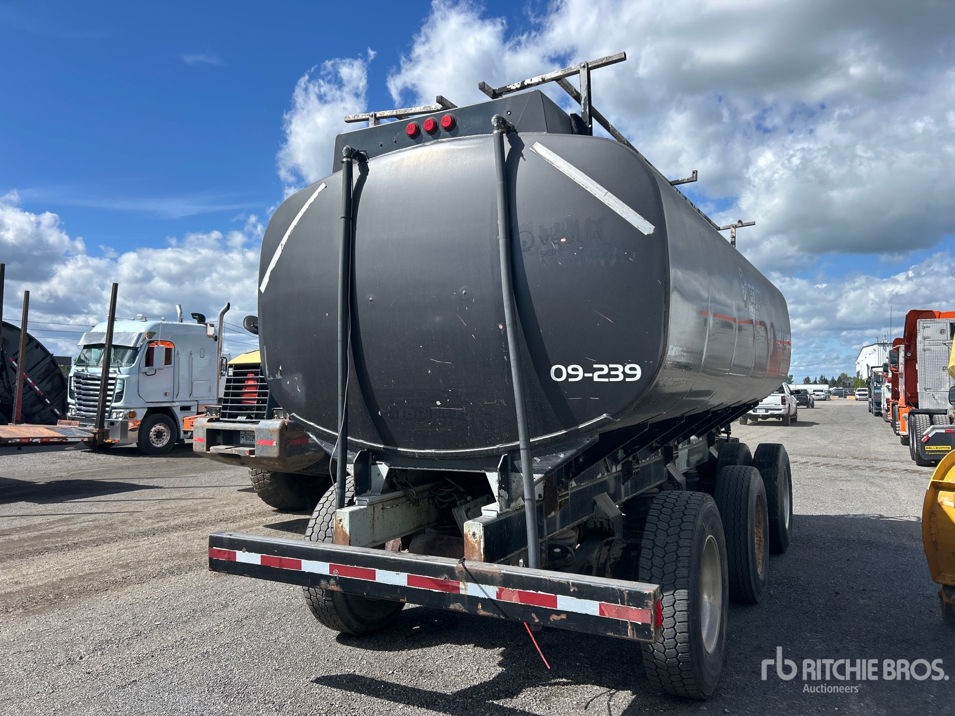 2001 Almac 18000 L TRI/A