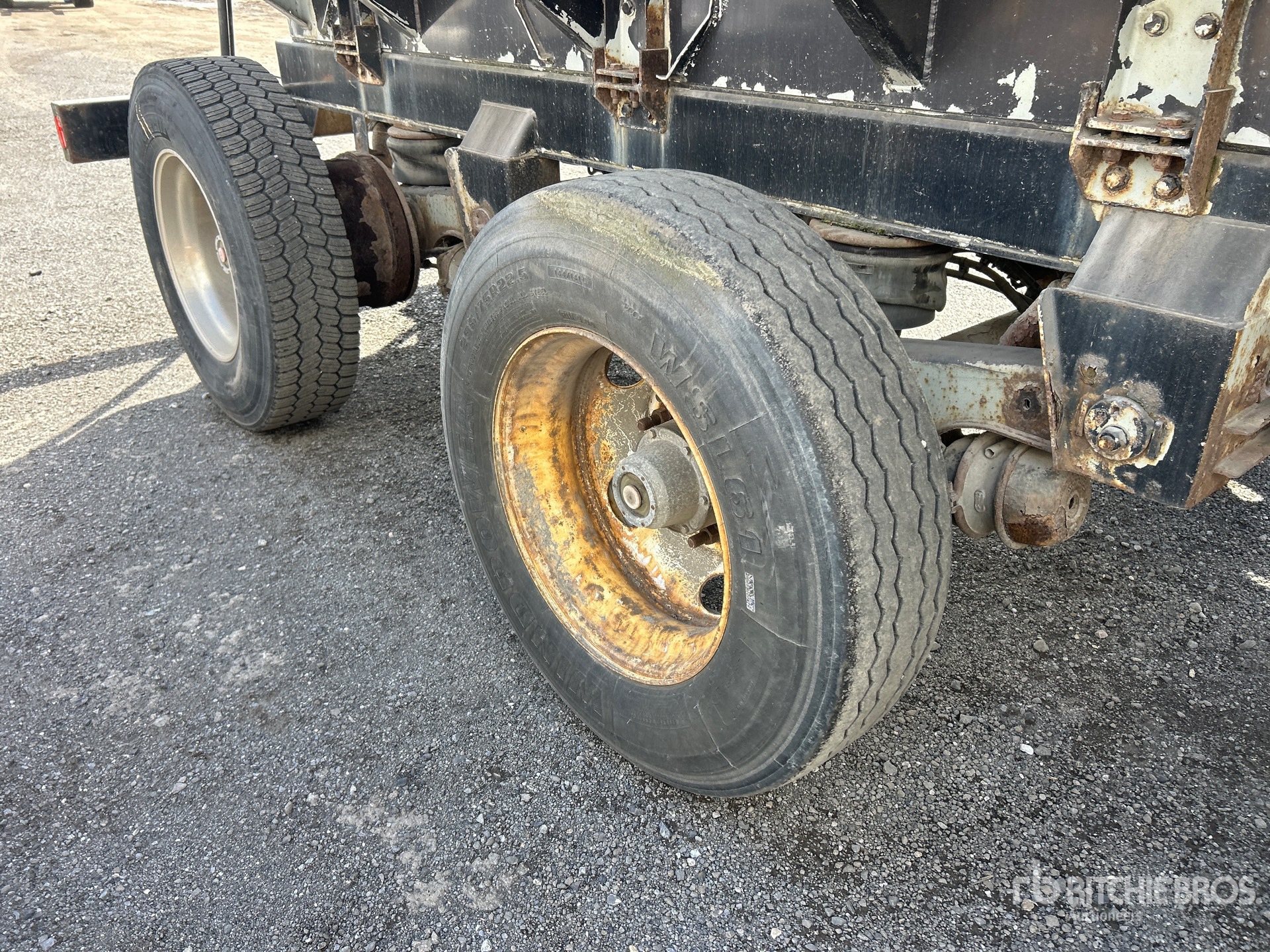 2001 Almac 18000 L TRI/A