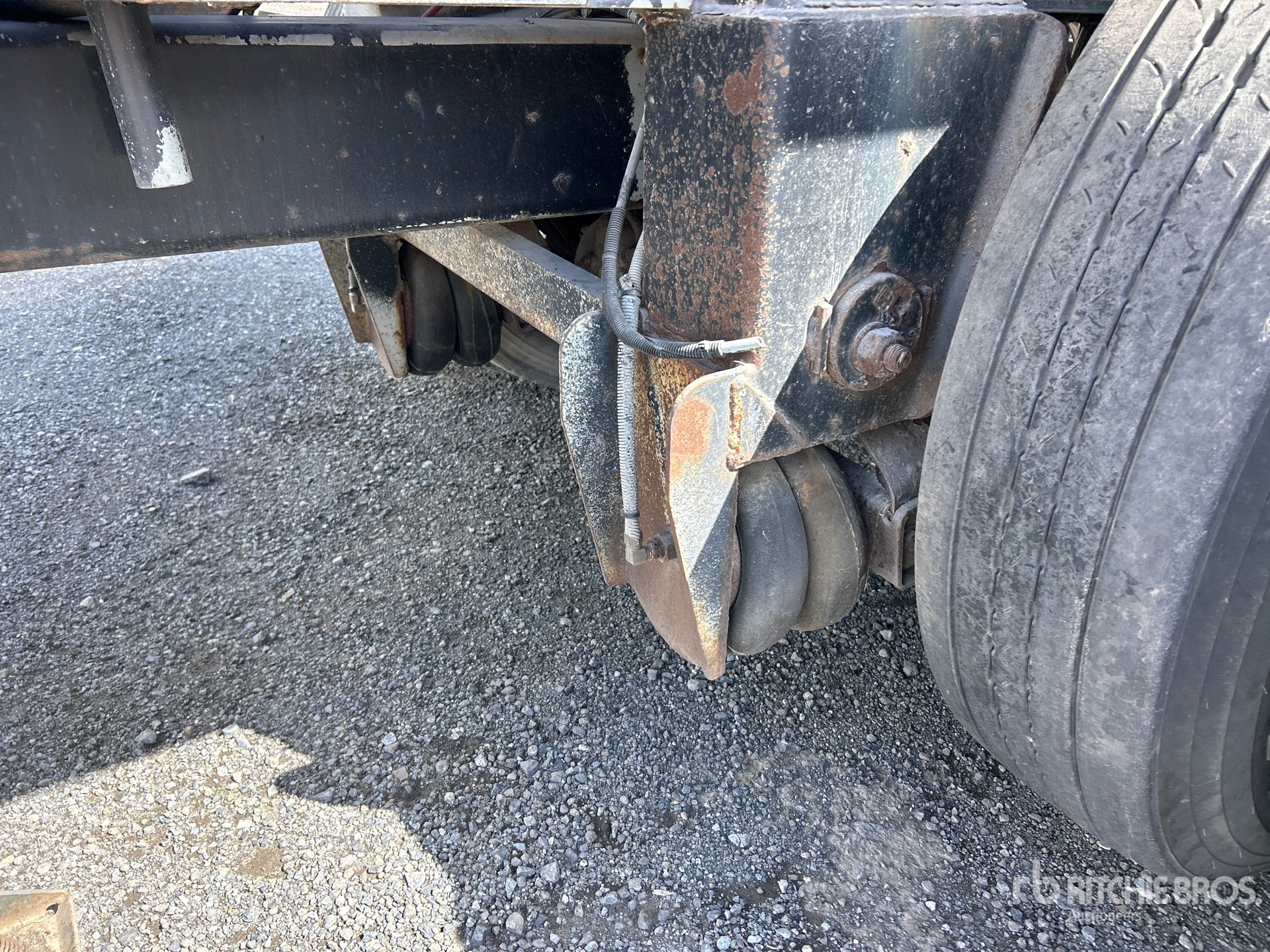 2001 Almac 18000 L TRI/A