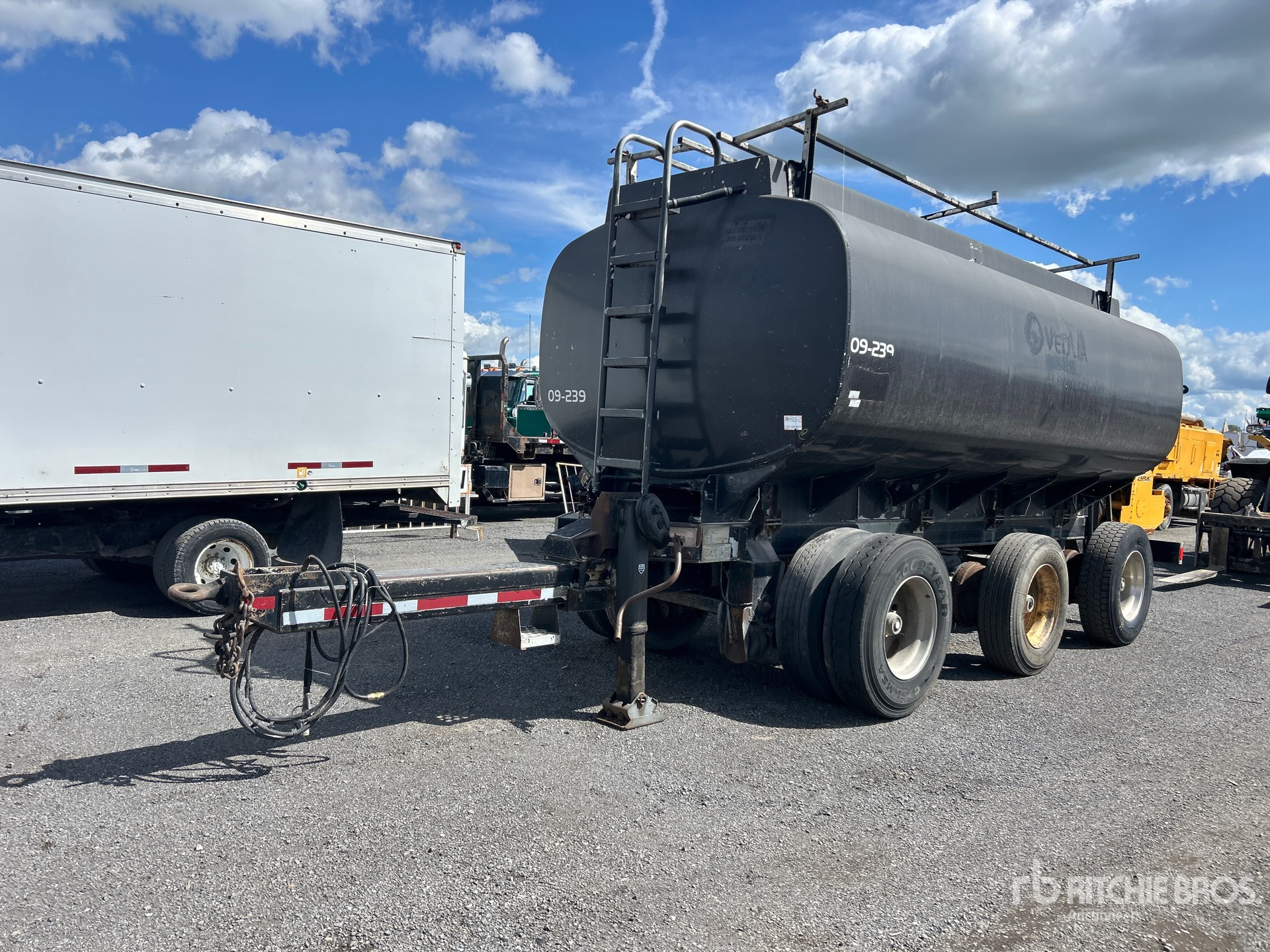 2001 Almac 18000 L TRI/A
