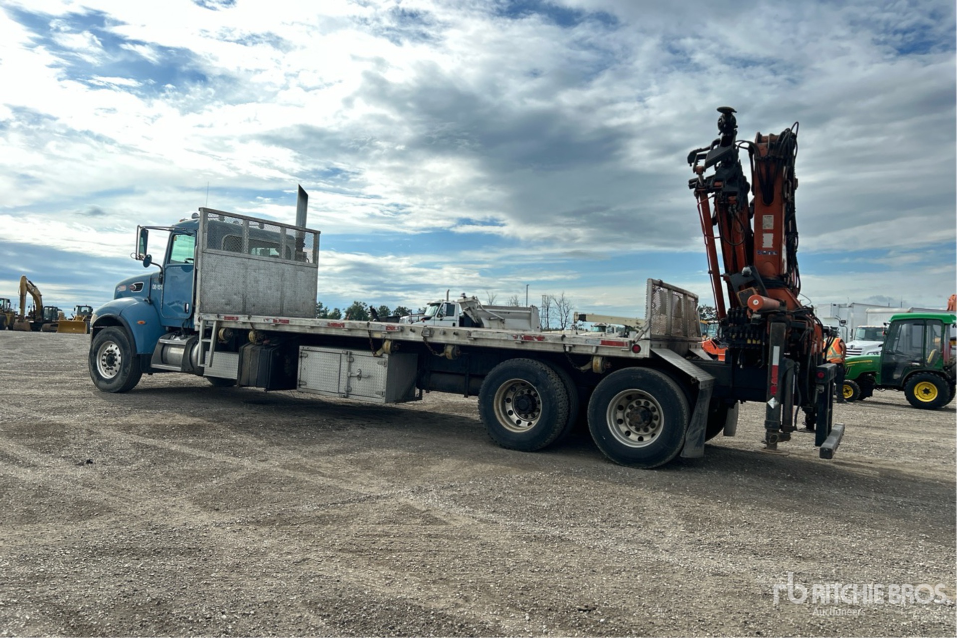 2008 Peterbilt Terex 2402EA5 4520 kg Knuckle B ...