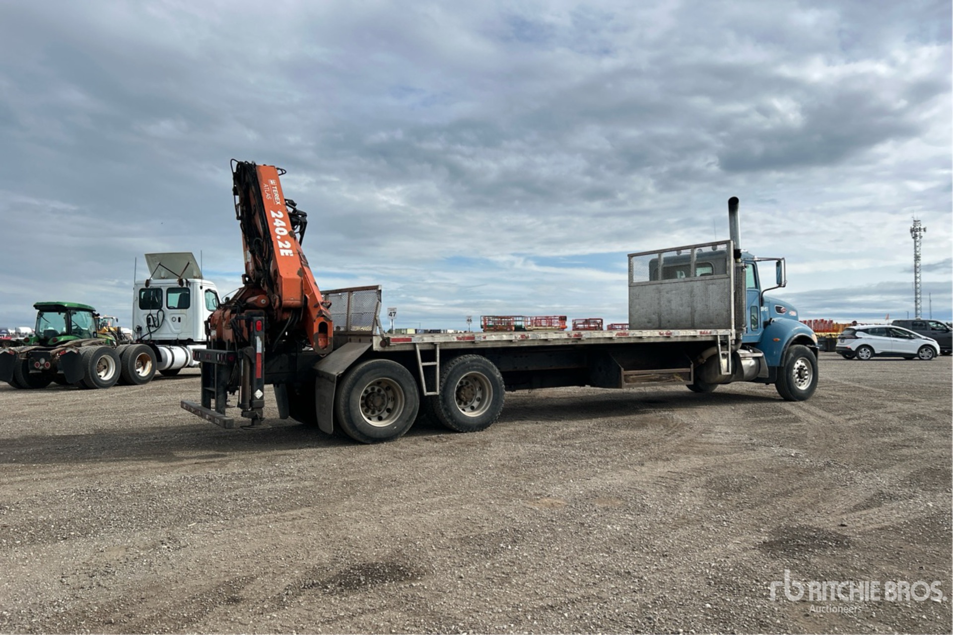 2008 Peterbilt Terex 2402EA5 4520 kg Knuckle B ...