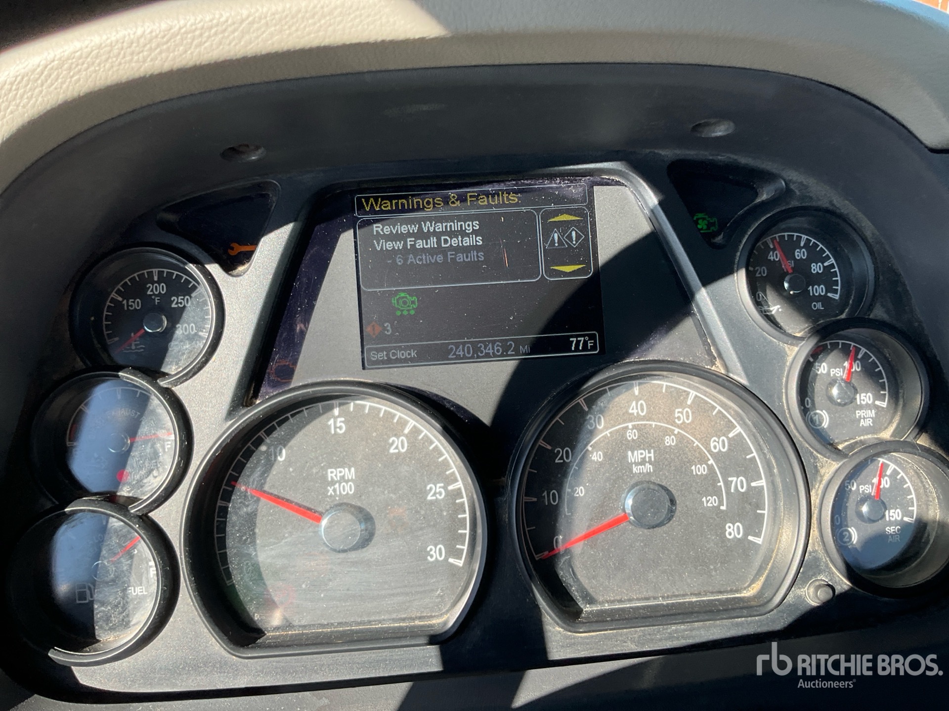 2020 Peterbilt 567