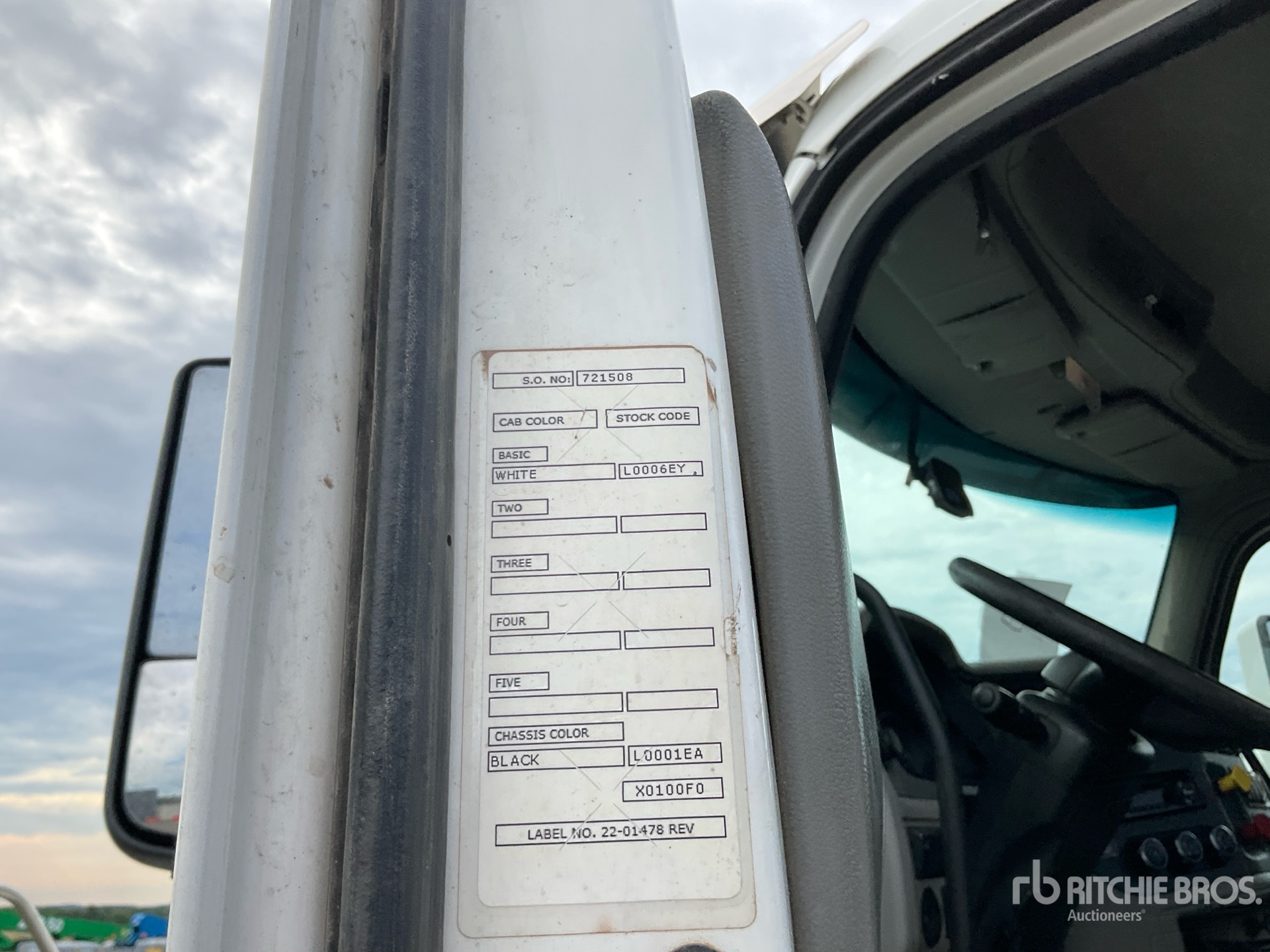 2020 Peterbilt 567