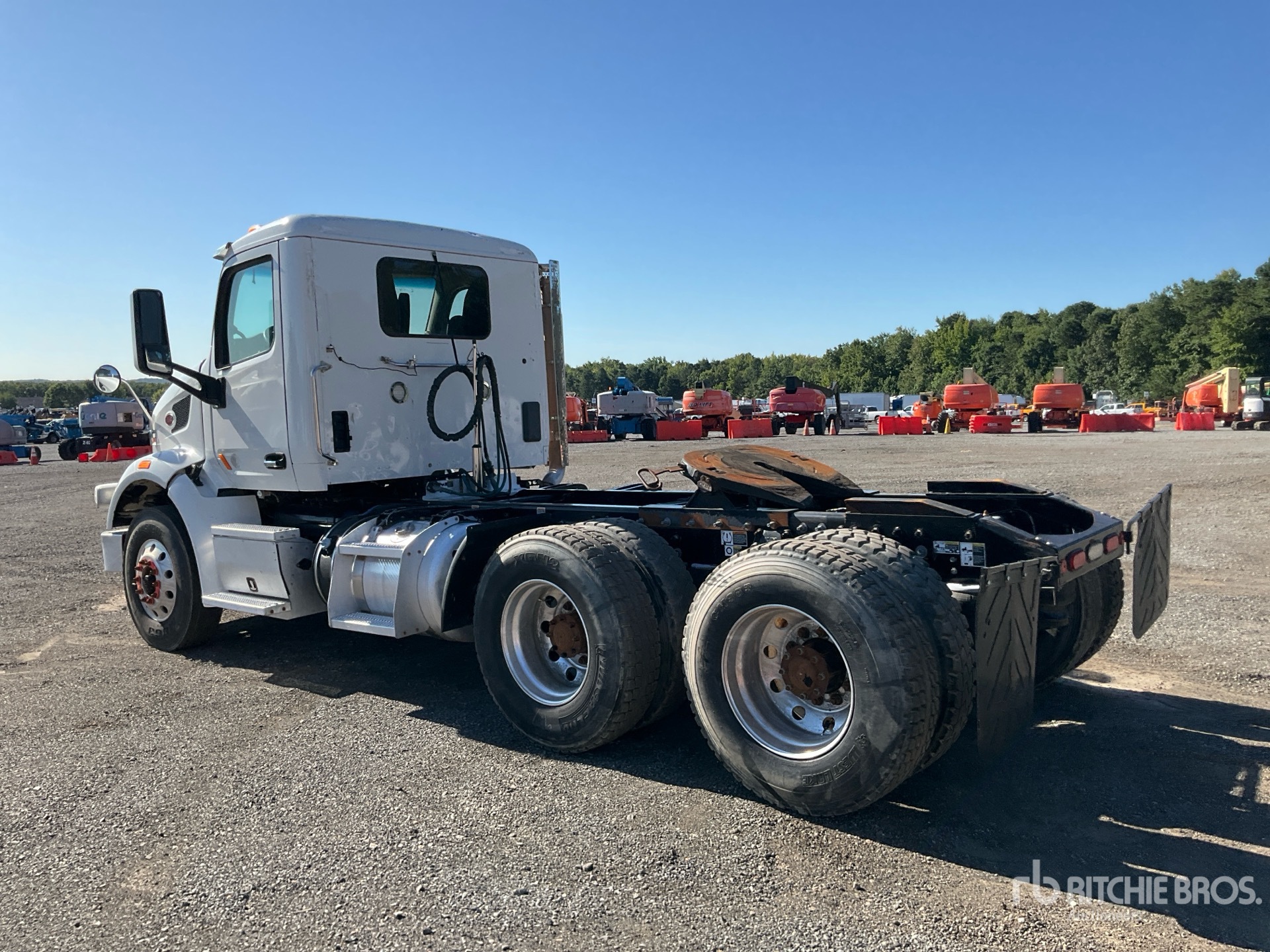2020 Peterbilt 567